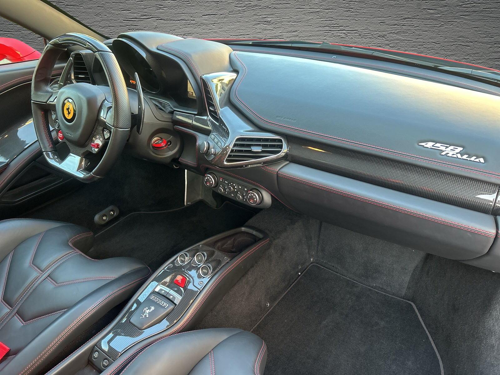FERRARI 458 Italia 4.5 V8 *Racing Sitze*komplette Carbon Ausstattung innen*Seriöse Historie*-image-7