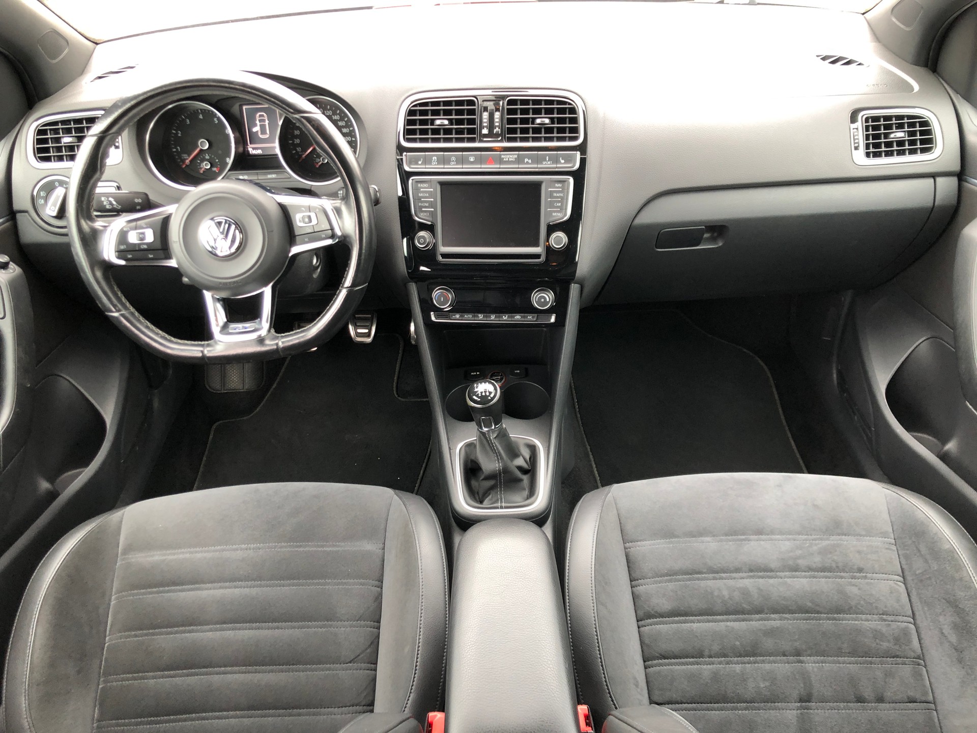 VW Polo 1.4 TSI ACT BlueGT-image-8