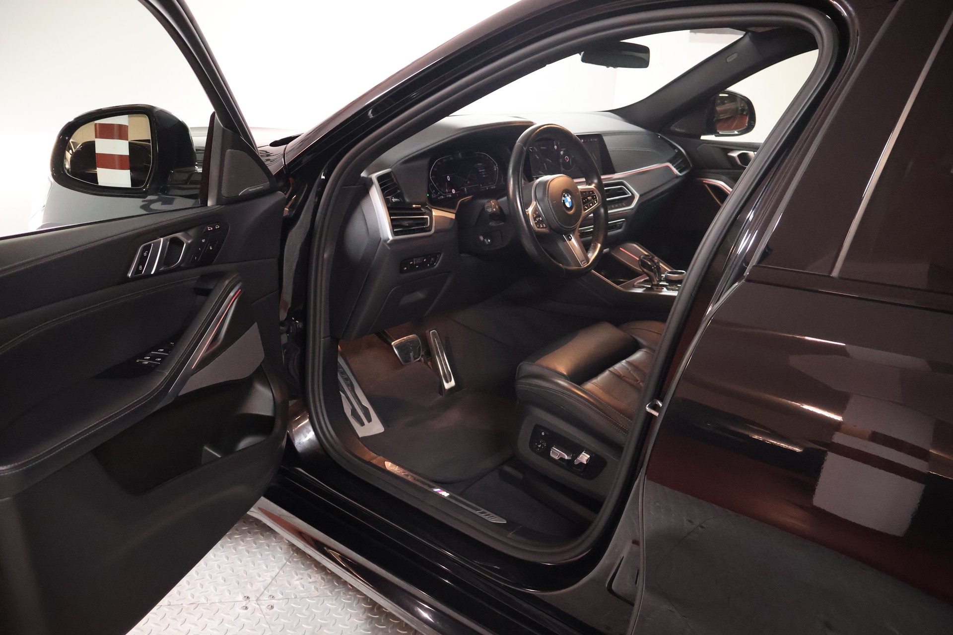 BMW X6 xDrive 48V 40d Steptronic M Sport-image-6