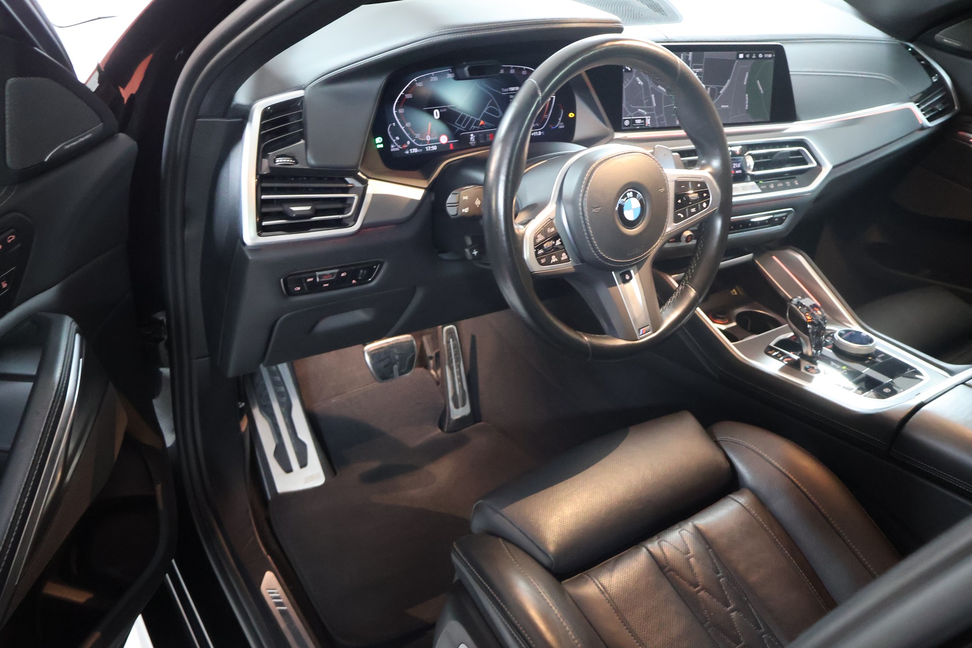 BMW X6 xDrive 48V 40d Steptronic M Sport-image-8
