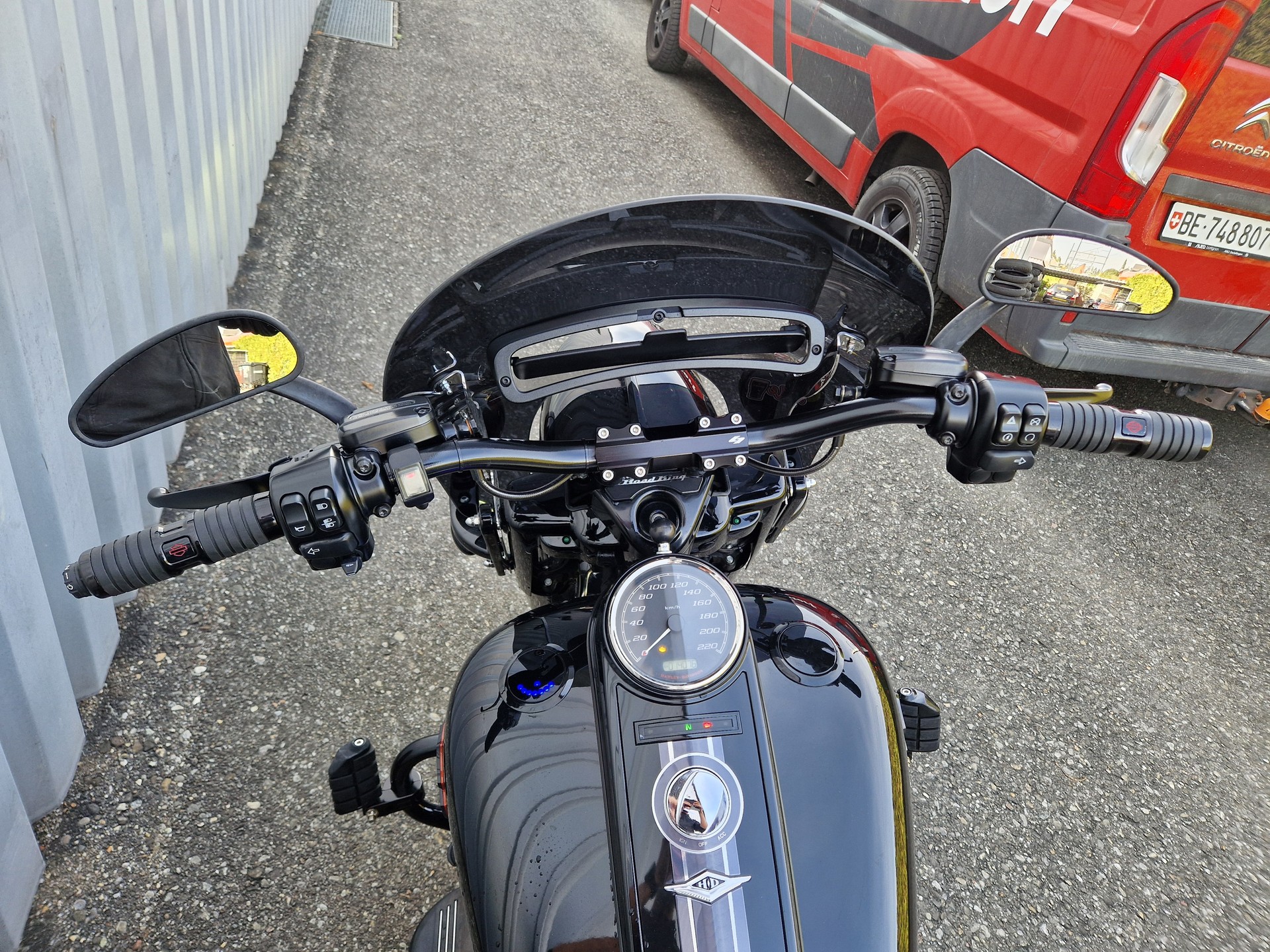HARLEY-DAVIDSON Road King Special-image-8