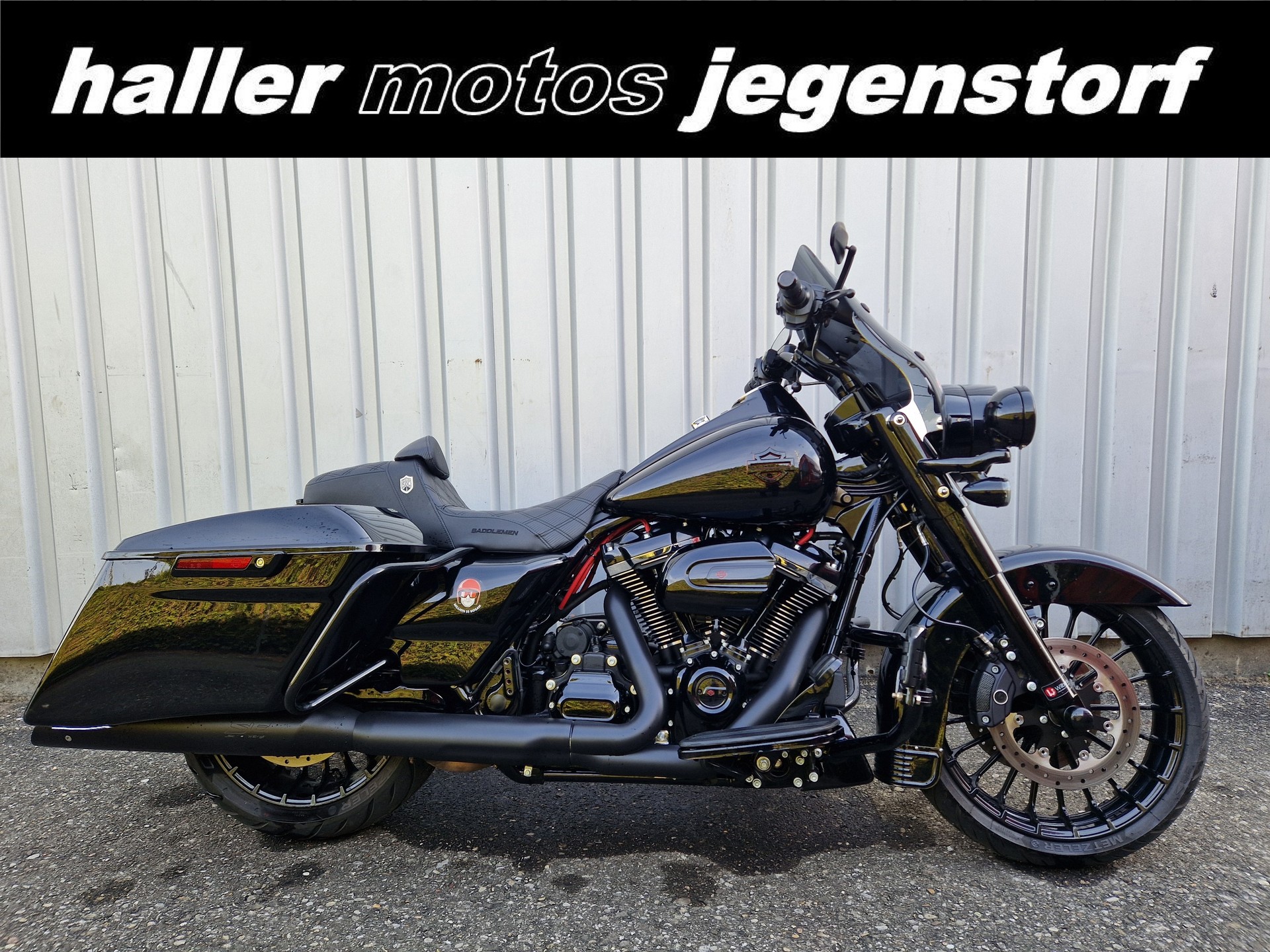 HARLEY-DAVIDSON Road King Special