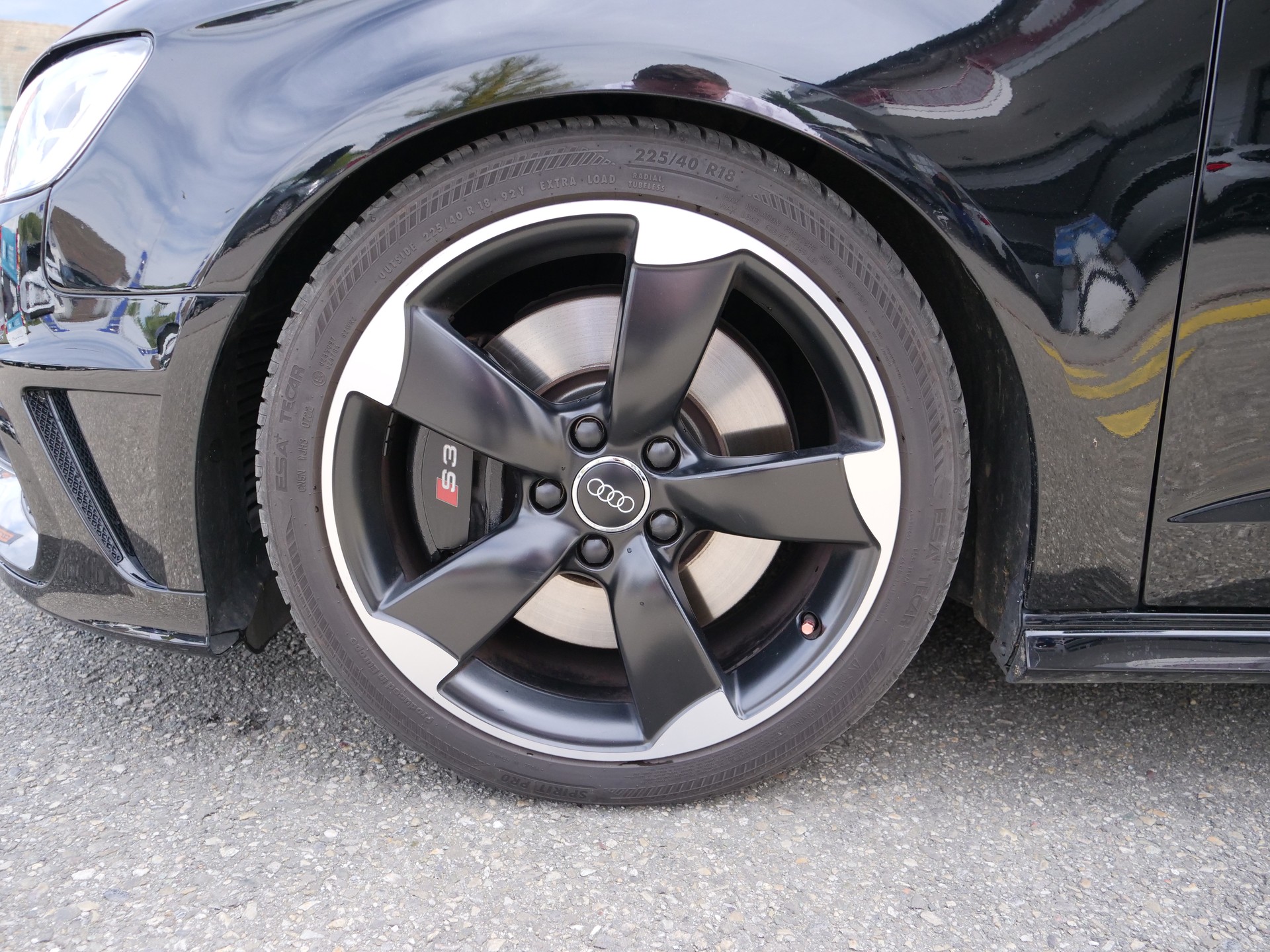 AUDI S3 Sportback 2.0 TFSI quattro S-tronic-image-23