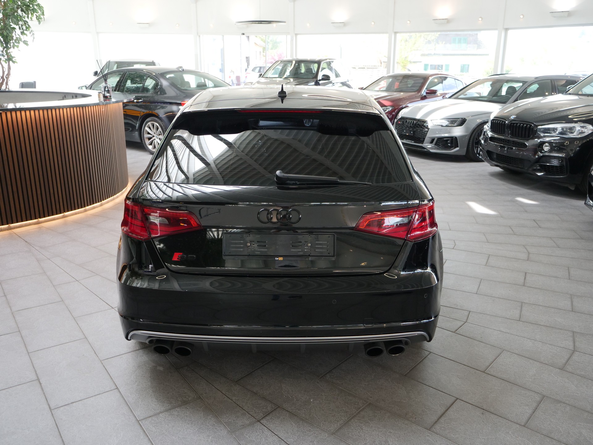 AUDI S3 Sportback 2.0 TFSI quattro S-tronic-image-5