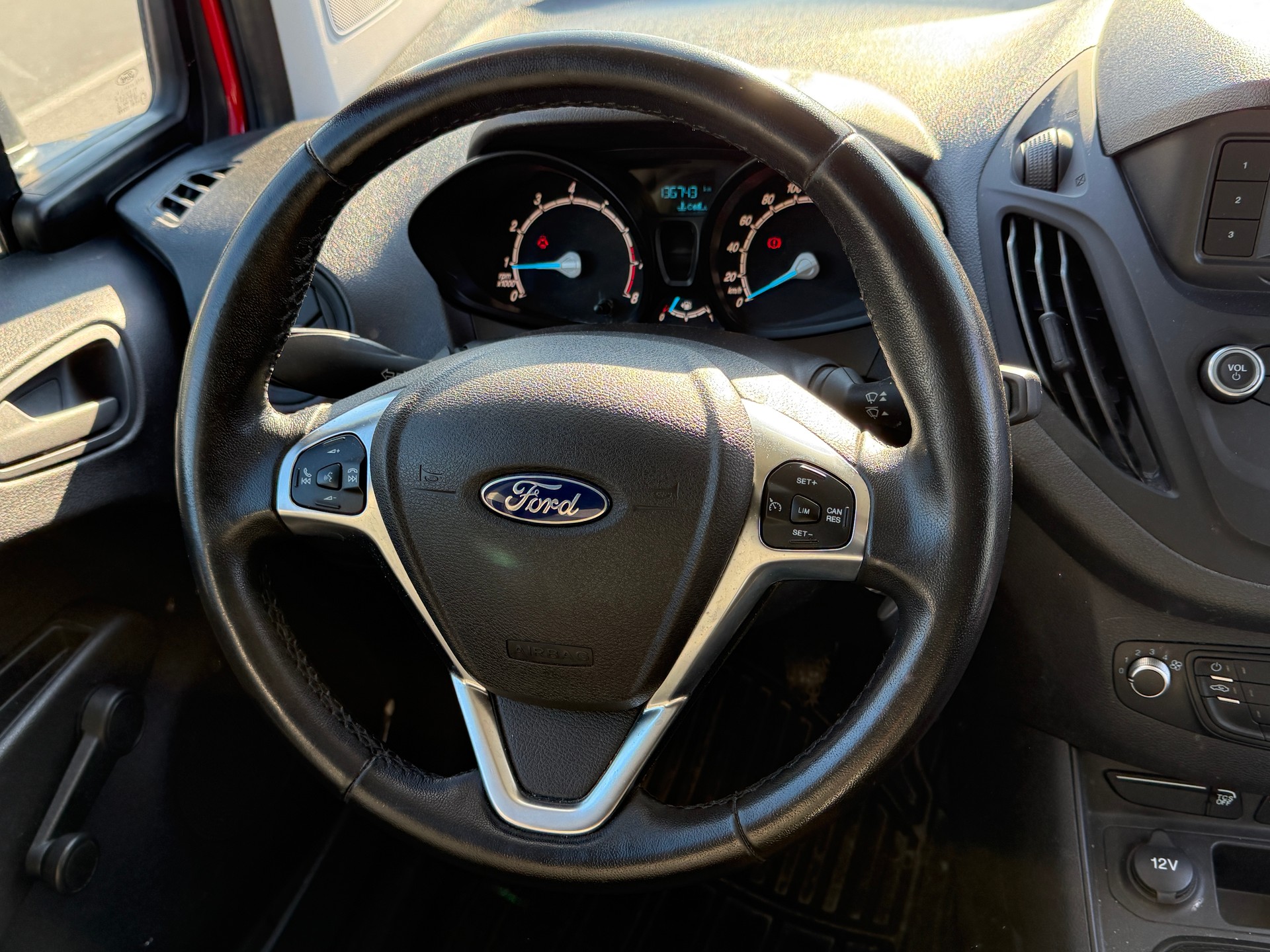 FORD Transit Courier Van 1.0 EcoBoost - Voiture de Livraison - Carrosserie Tôlée 2 Places - Expertisé 28.02.2025 - Grand Service OK-image-21