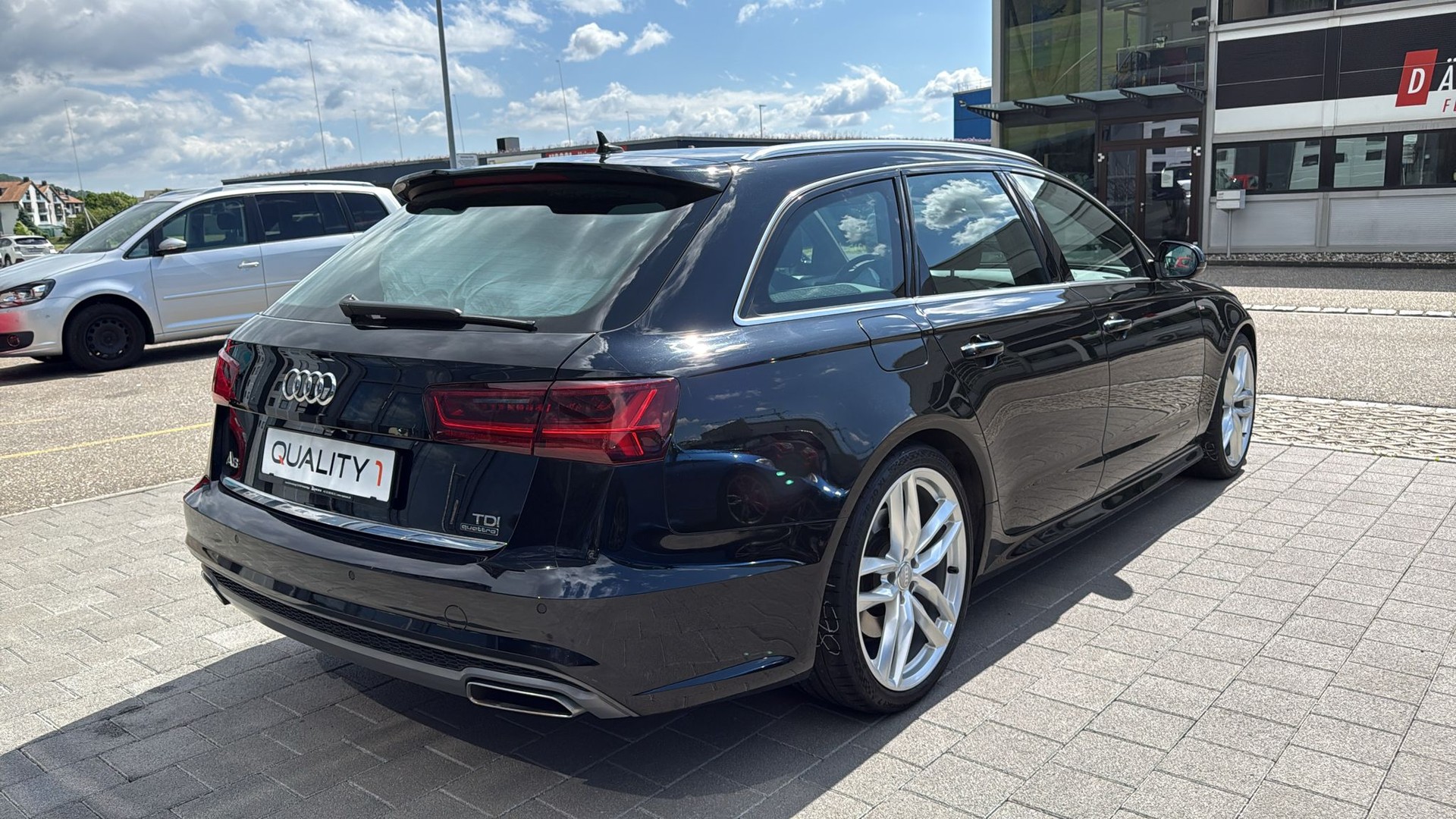 AUDI A6 Avant 3.0 TDI V6 quattro S-tronic-image-15