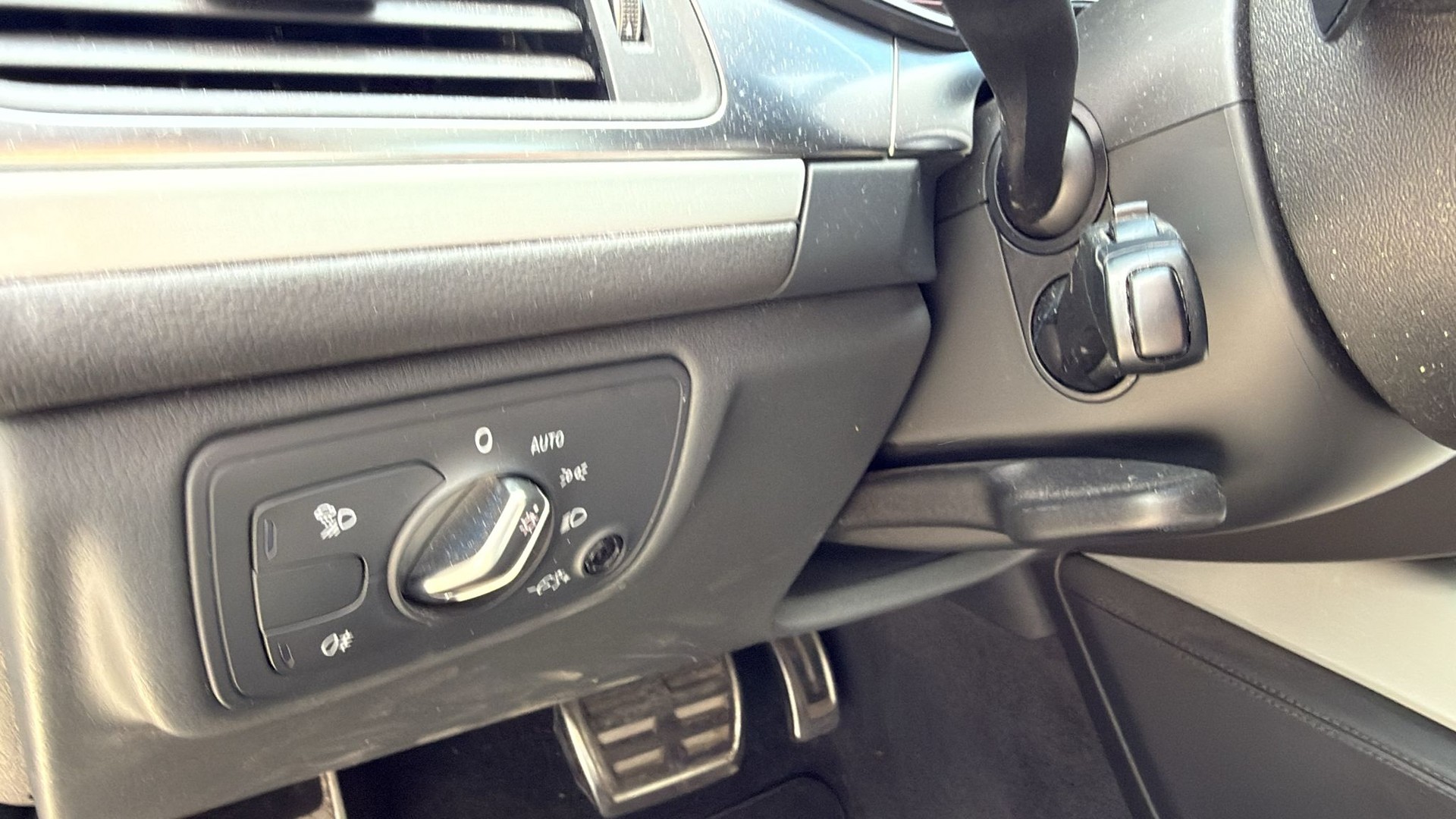 AUDI A6 Avant 3.0 TDI V6 quattro S-tronic-image-22