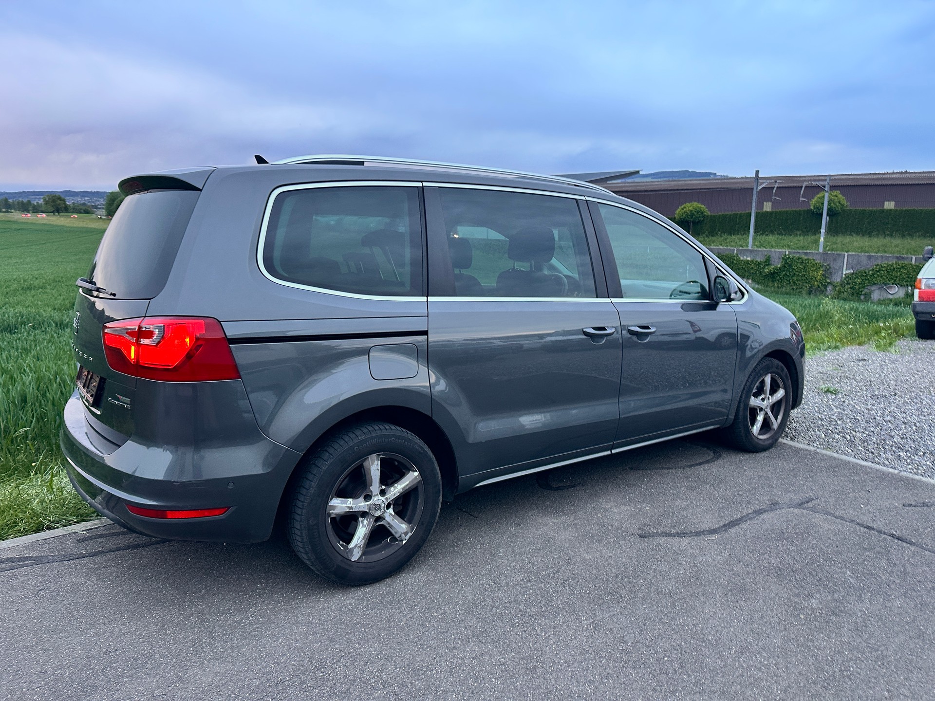 SEAT Alhambra 2.0 TDI E_Ecomotive Reference-showroom-element-1