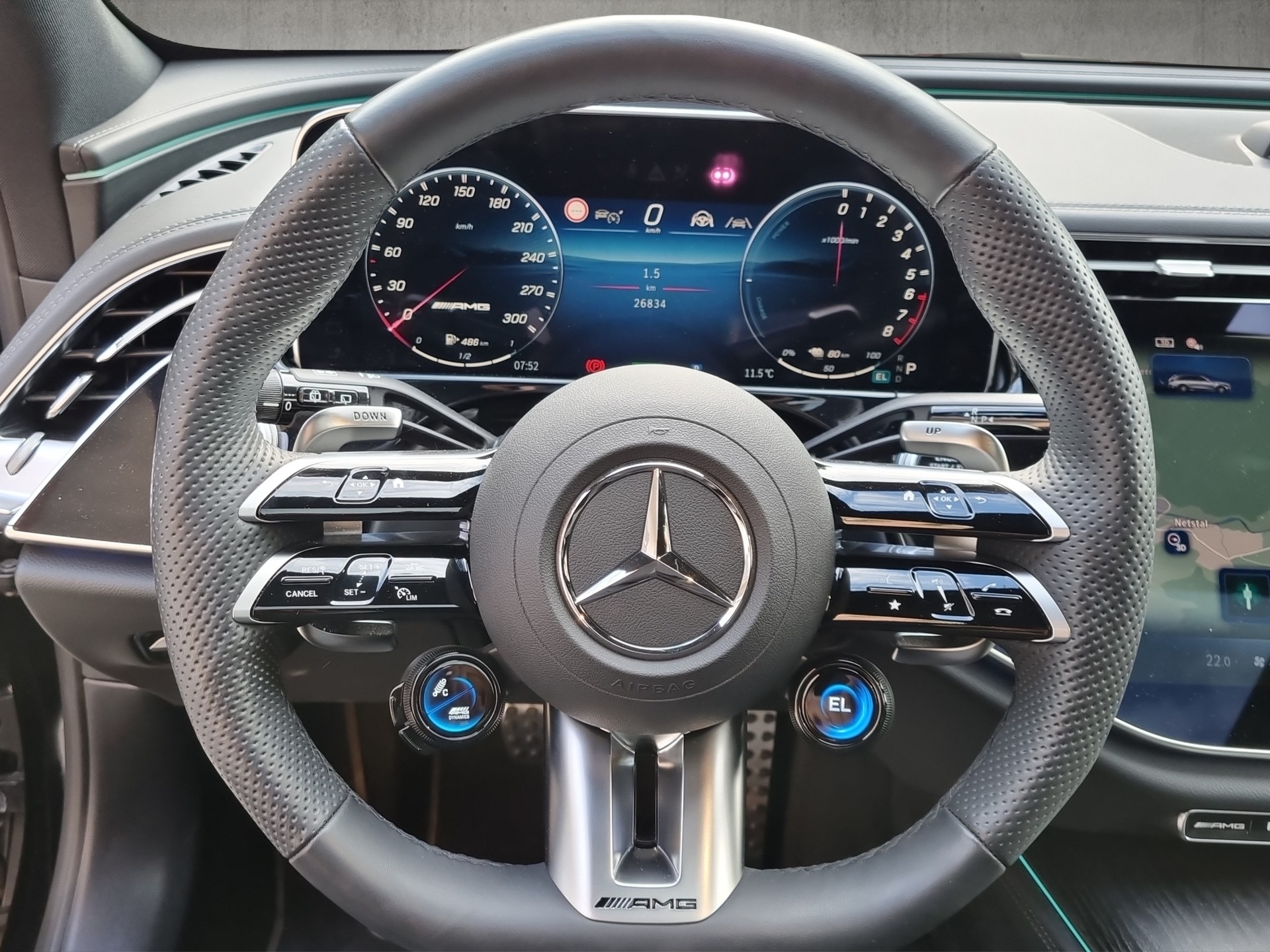 MERCEDES-BENZ E 53 Hybrid AMG 4matic+ Kombi-image-9