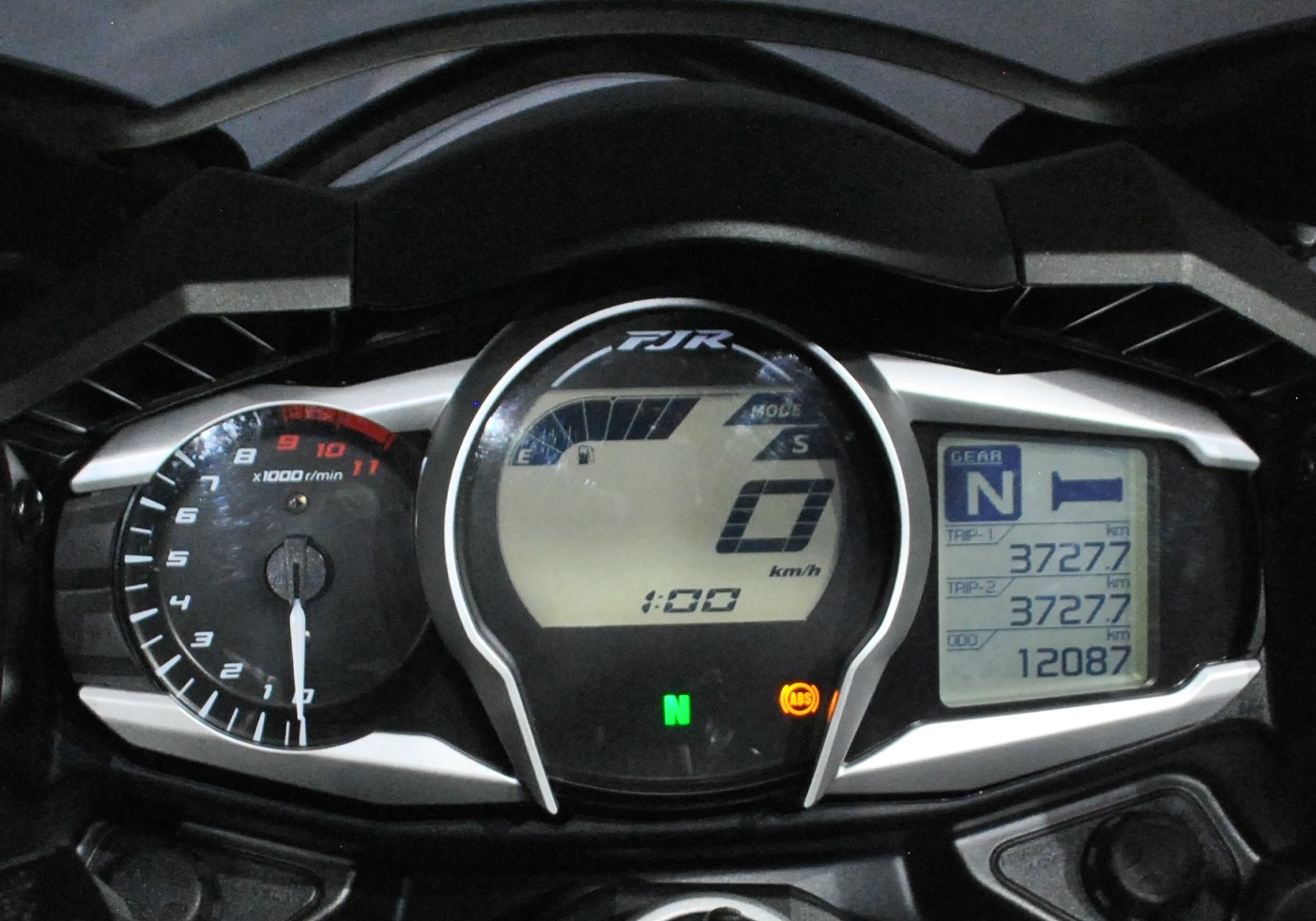 YAMAHA FJR 1300 AE ABS-image-5