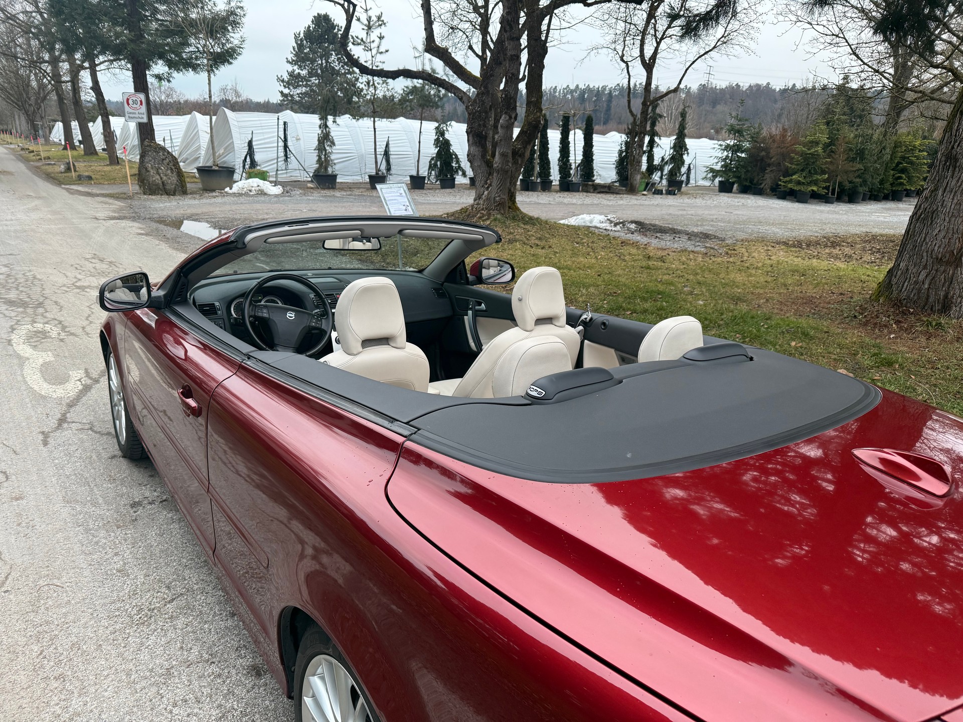 VOLVO C70 D3 Momentum Geartronic-image-10