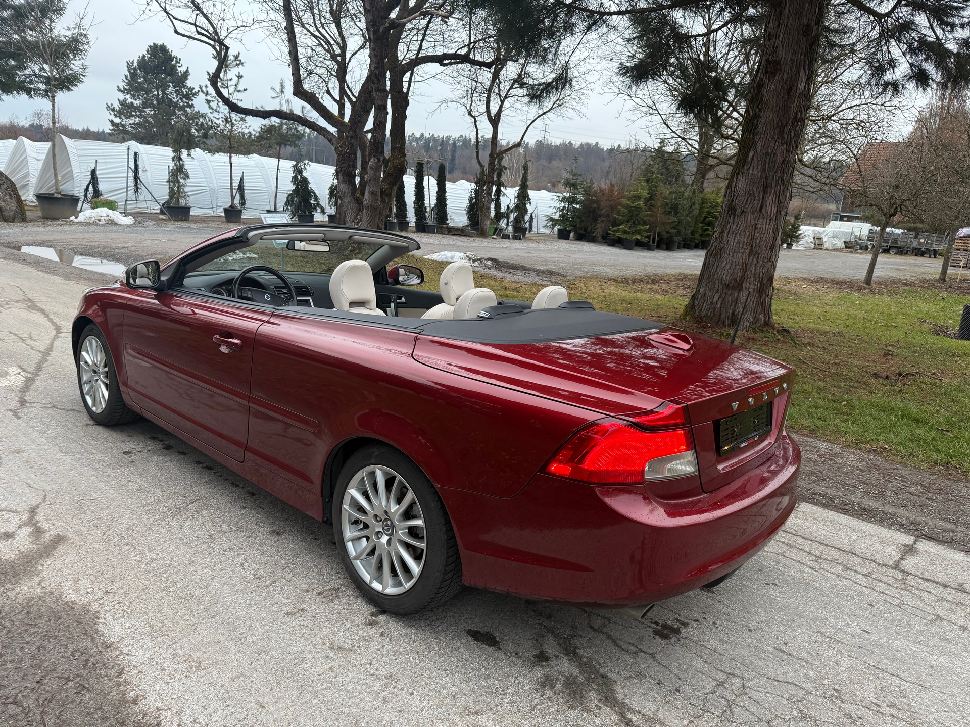 VOLVO C70 D3 Momentum Geartronic-image-8