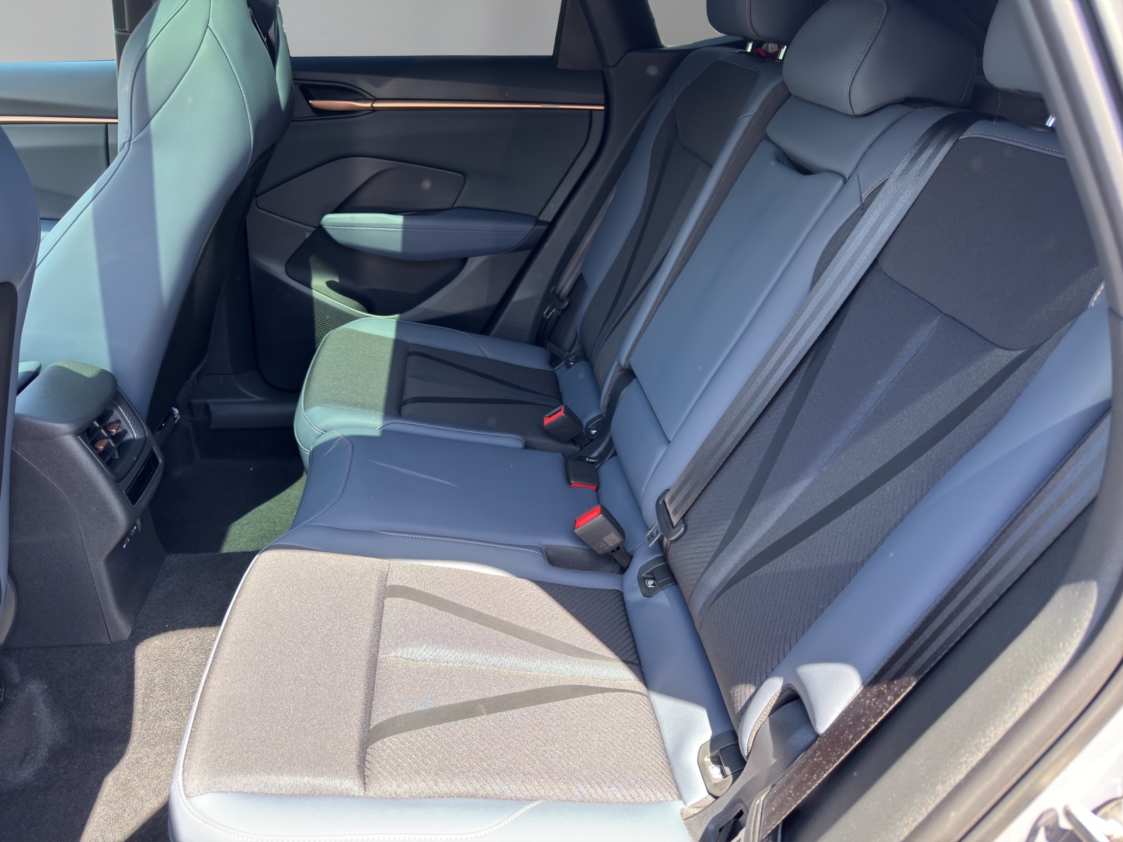 CUPRA Terramar 2.0 TSI DSG 4Drive VZ-image-10