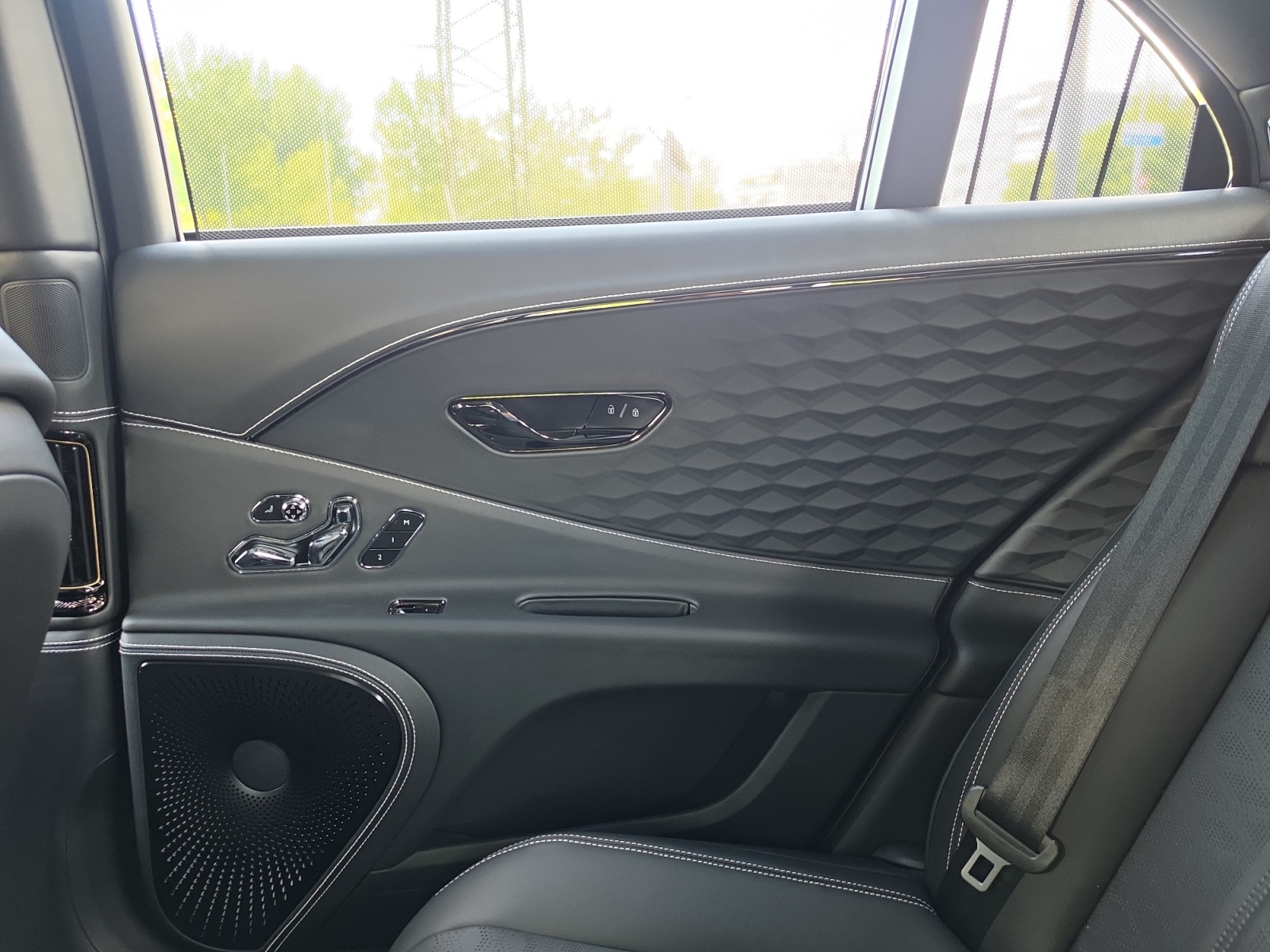 BENTLEY Flying Spur V8 Speed 782 PS/ 1.9% Leasing möglich-image-16