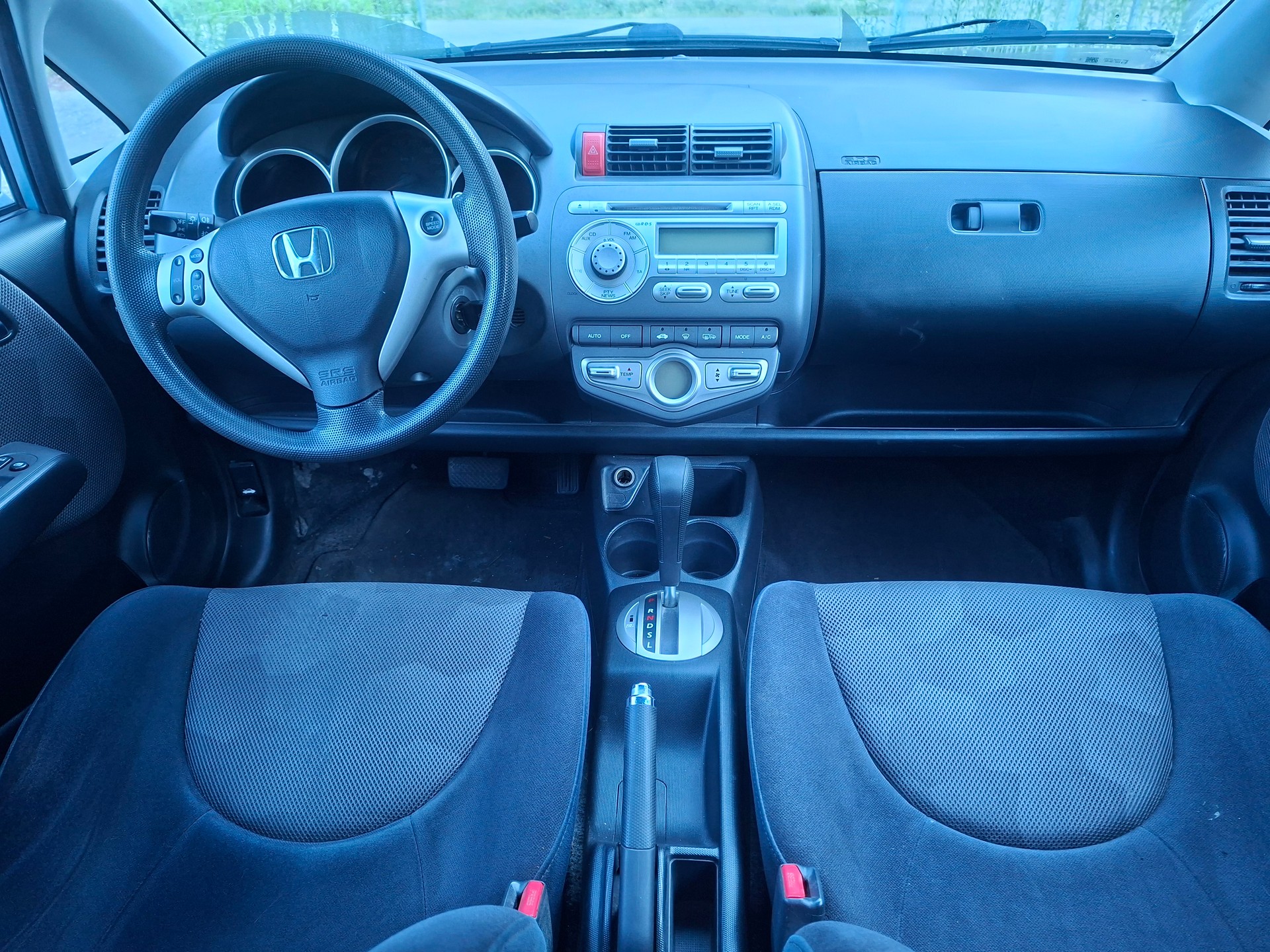 HONDA Jazz 1.4i LS-image-8