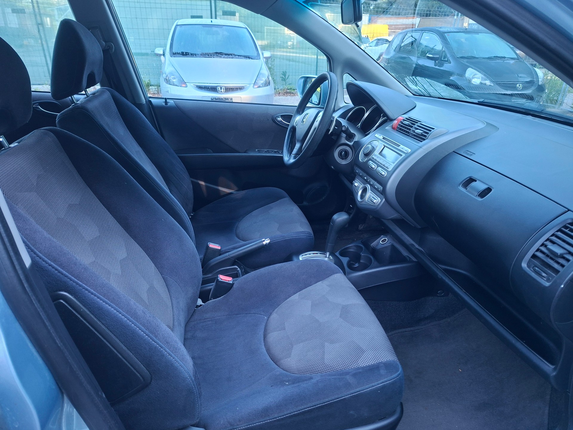 HONDA Jazz 1.4i LS-image-9