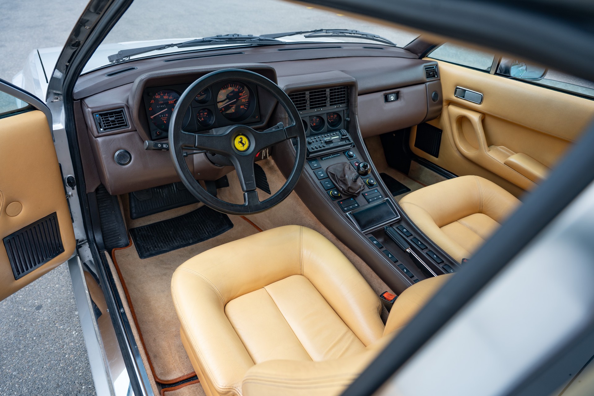 FERRARI 412-image-9