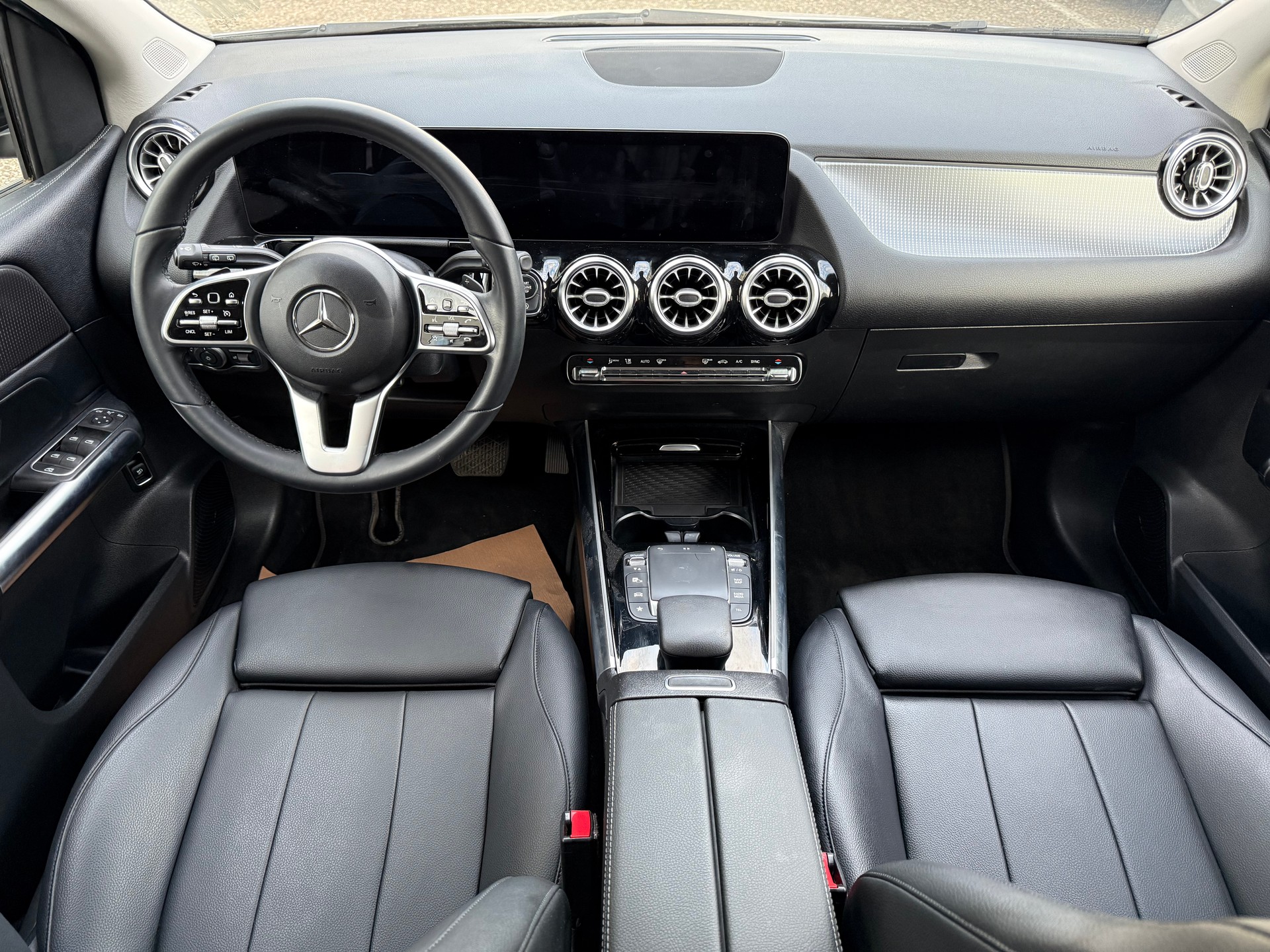 MERCEDES-BENZ B 200 Progressive 7G-DCT-image-14