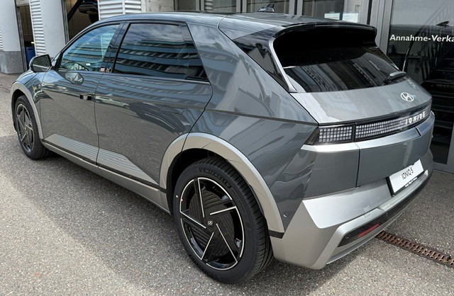 HYUNDAI Ioniq 5 Vertex 4WD-image-2