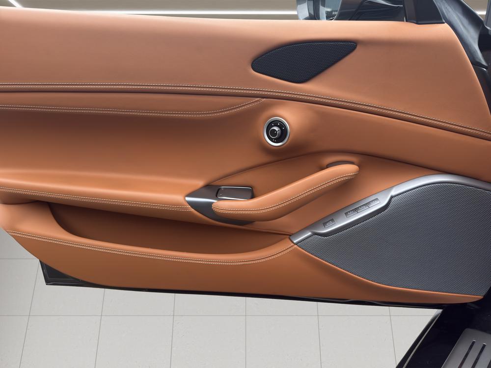 FERRARI Portofino 3.9 Turbo-image-13
