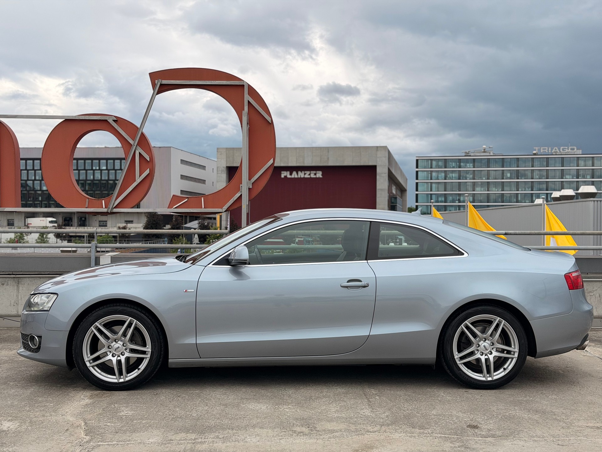 AUDI A5 Coupé S-Line 3.2 FSI quattro tiptronic-image-5