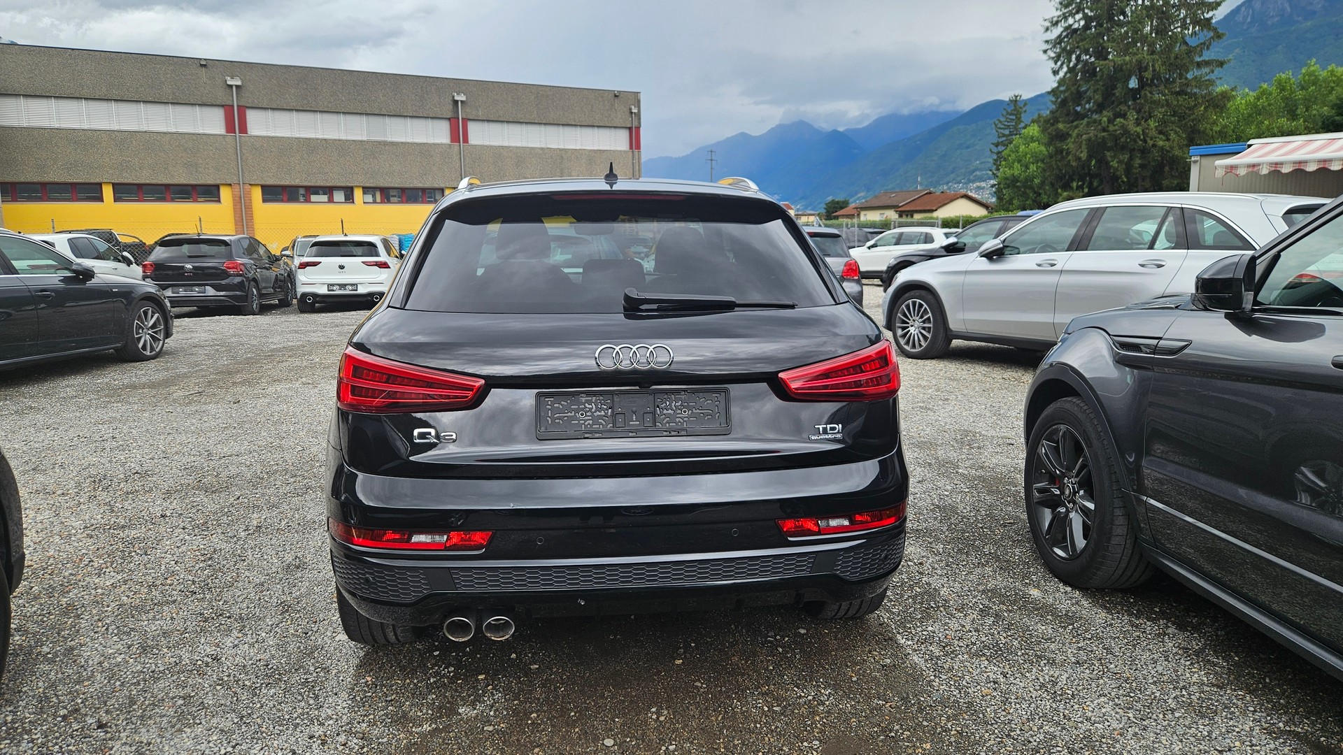 AUDI Q3 2.0 TDI sport quattro S-tronic-image-3