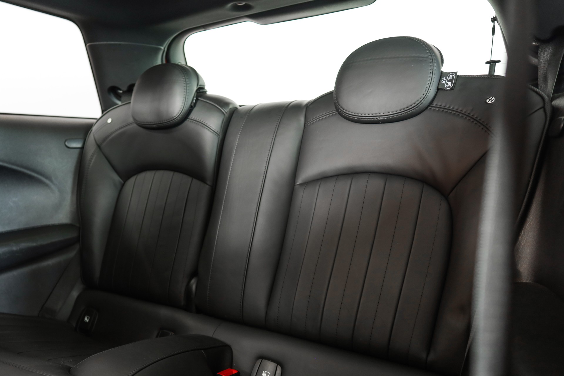 MINI Cooper SE-image-19