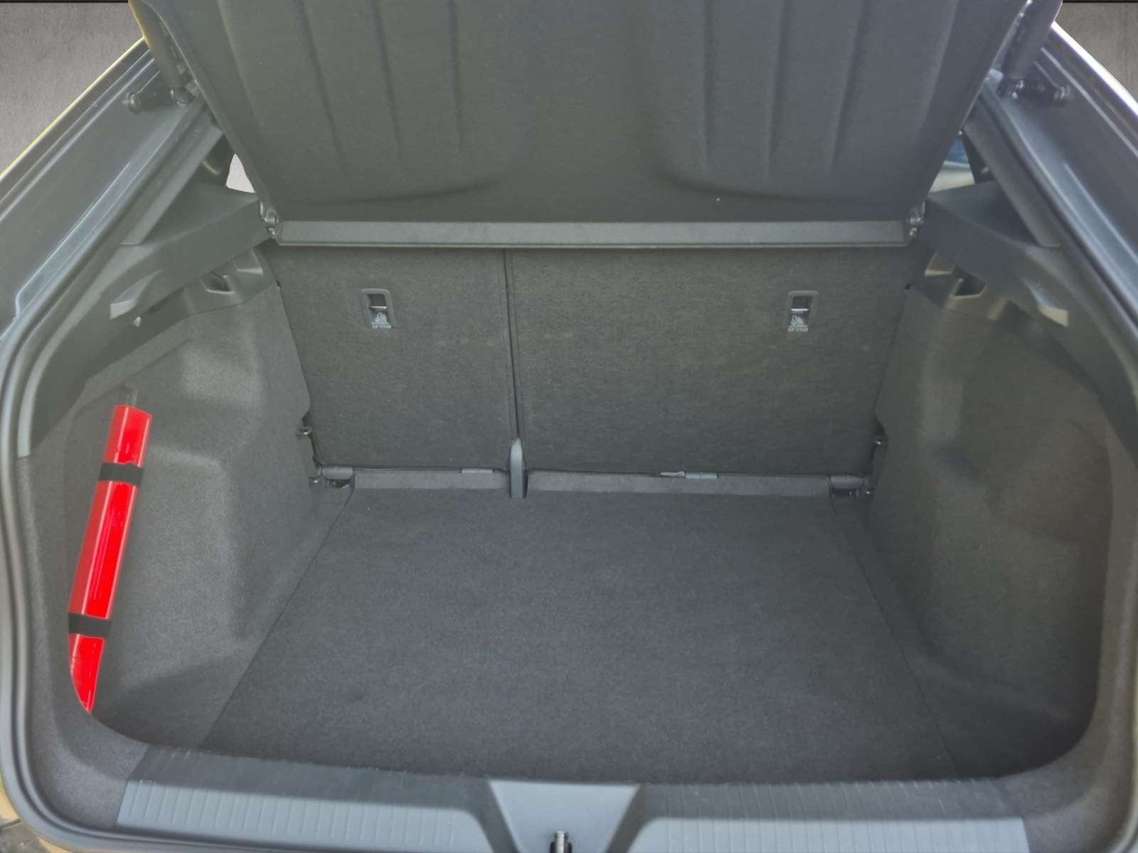 CUPRA Tavascan 77 kWh Edge-image-24
