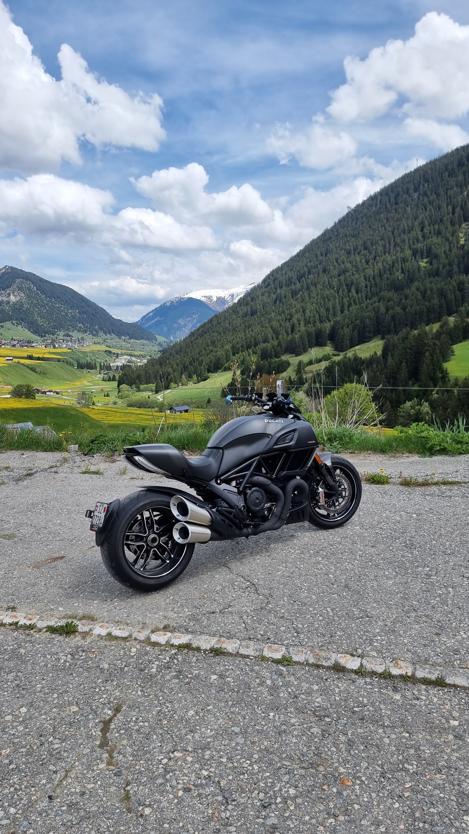 DUCATI Diavel 1200 Carbon-image-6