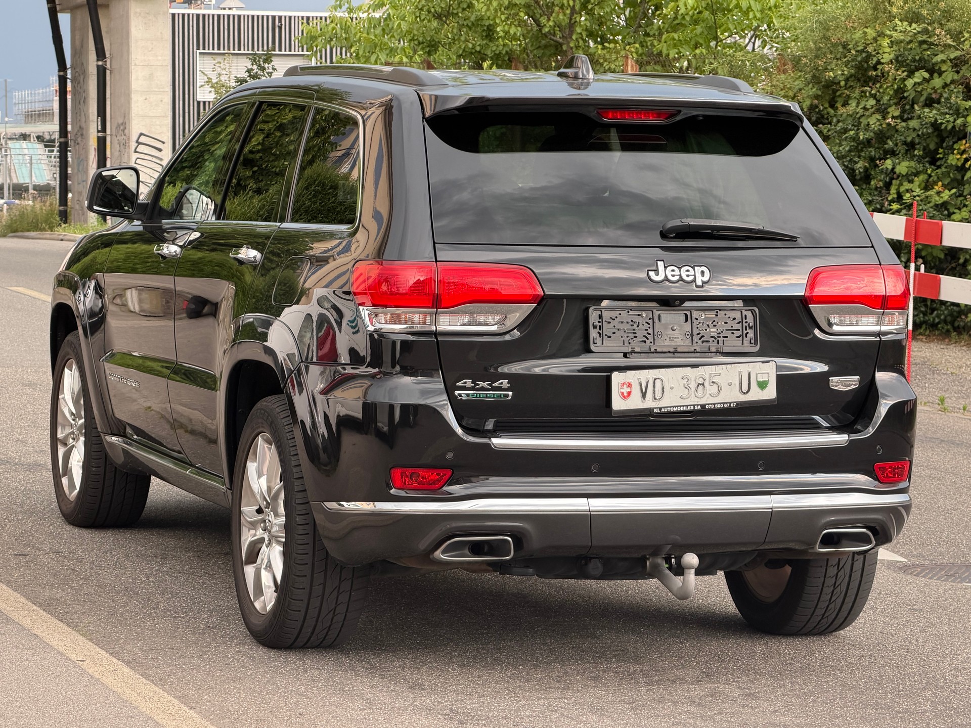 JEEP Grand Cherokee 3.0 CRD Summit Automatic-image-5