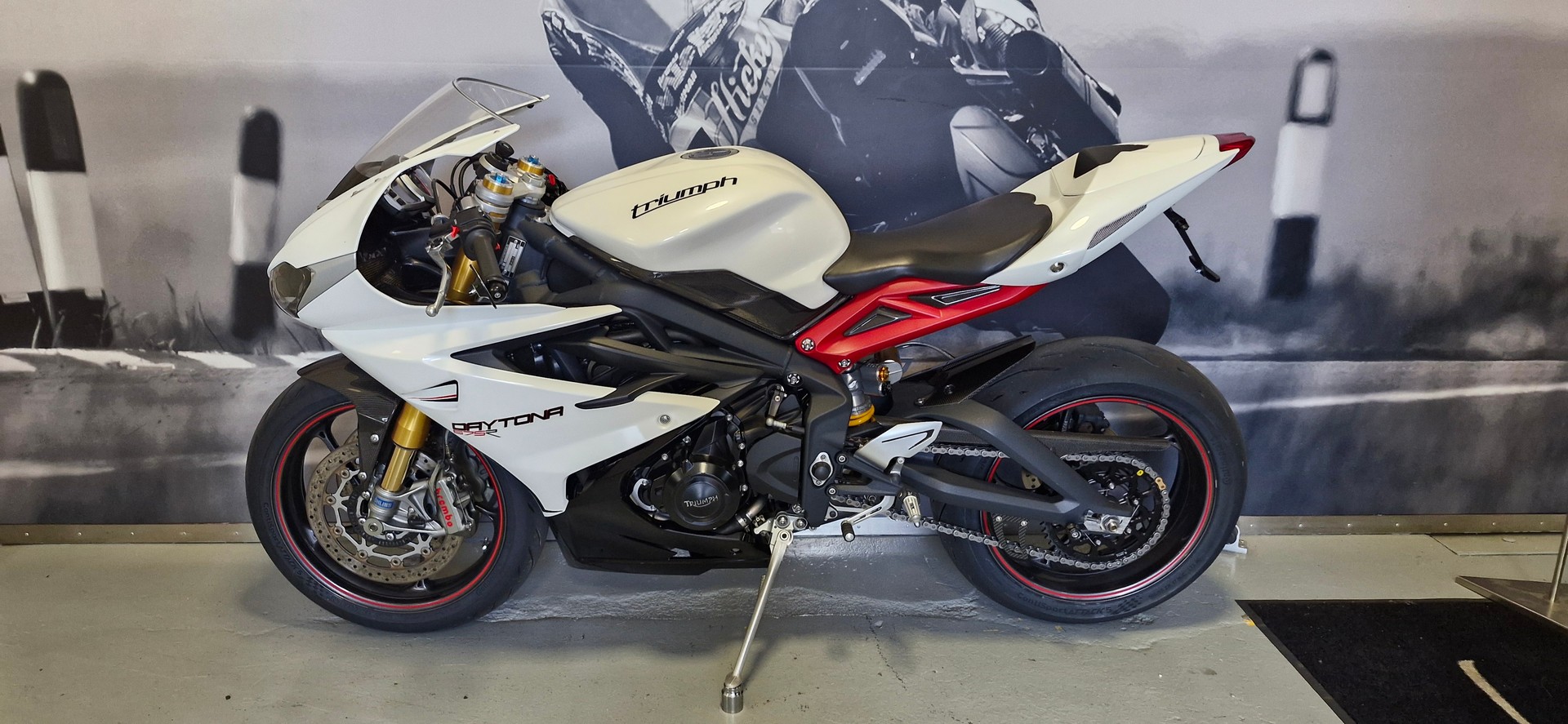 TRIUMPH Daytona 675 R ABS-image-0