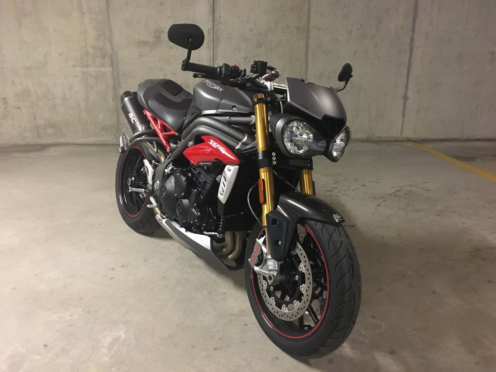 TRIUMPH Speed Triple R 1050 ABS-image-0
