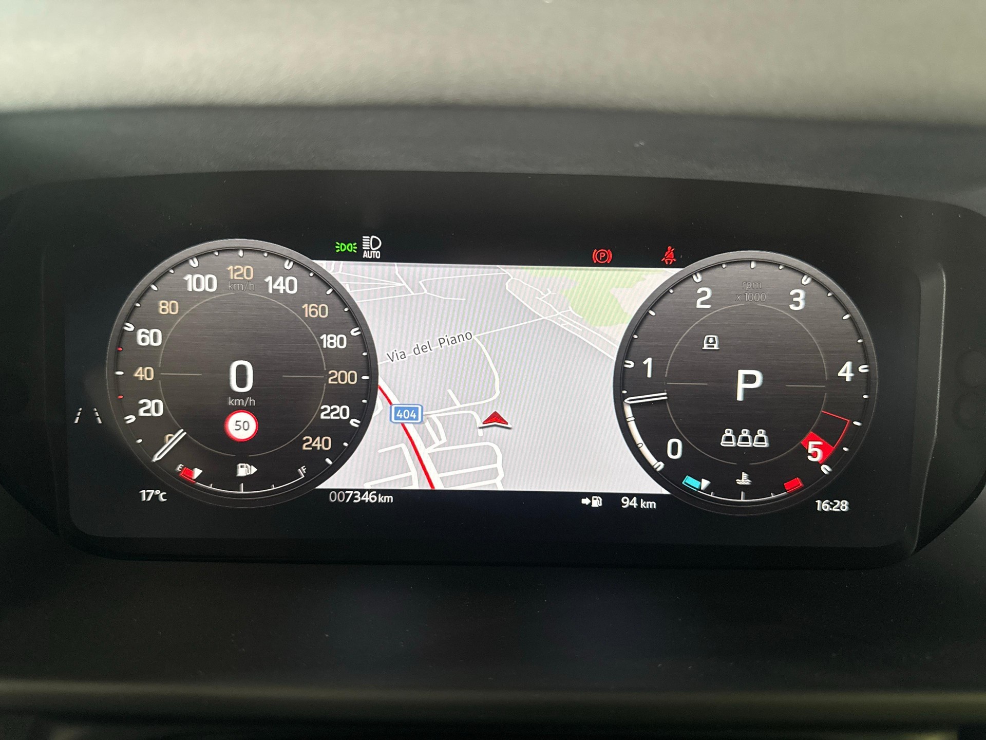 LAND ROVER Defender 110 3.0 D I6 250 X-Dynamic SE-image-19