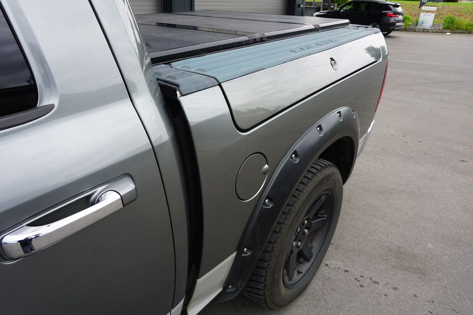 DODGE Ram Laramie-image-8