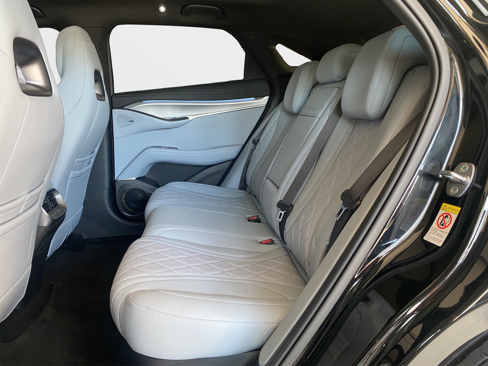 BYD Sealion 7 91,3 kWh Excellence AWD-image-17