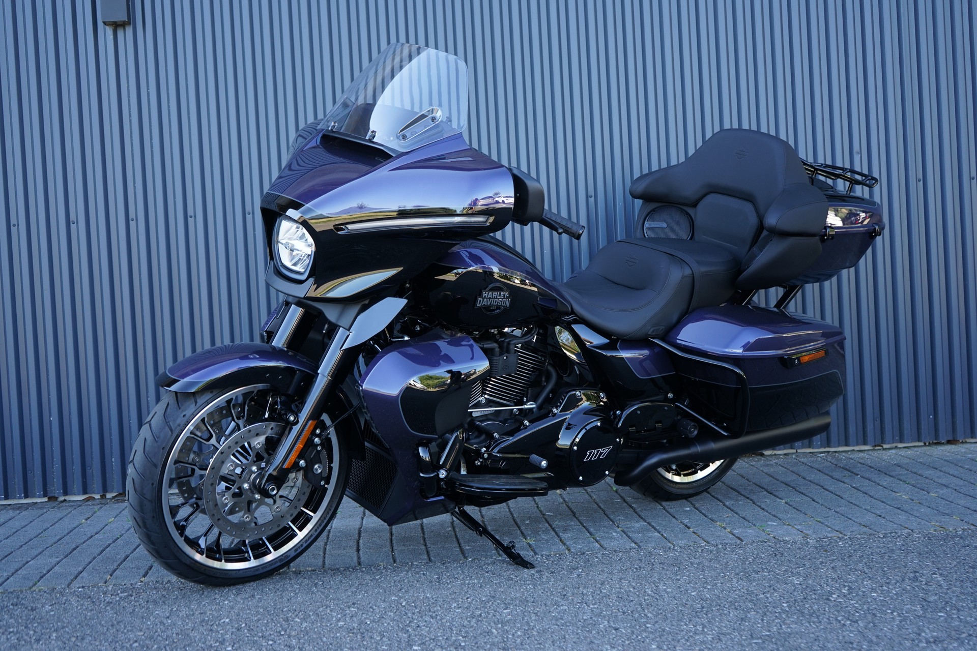HARLEY-DAVIDSON FLHXL Street Glide 117 Limited-image-1