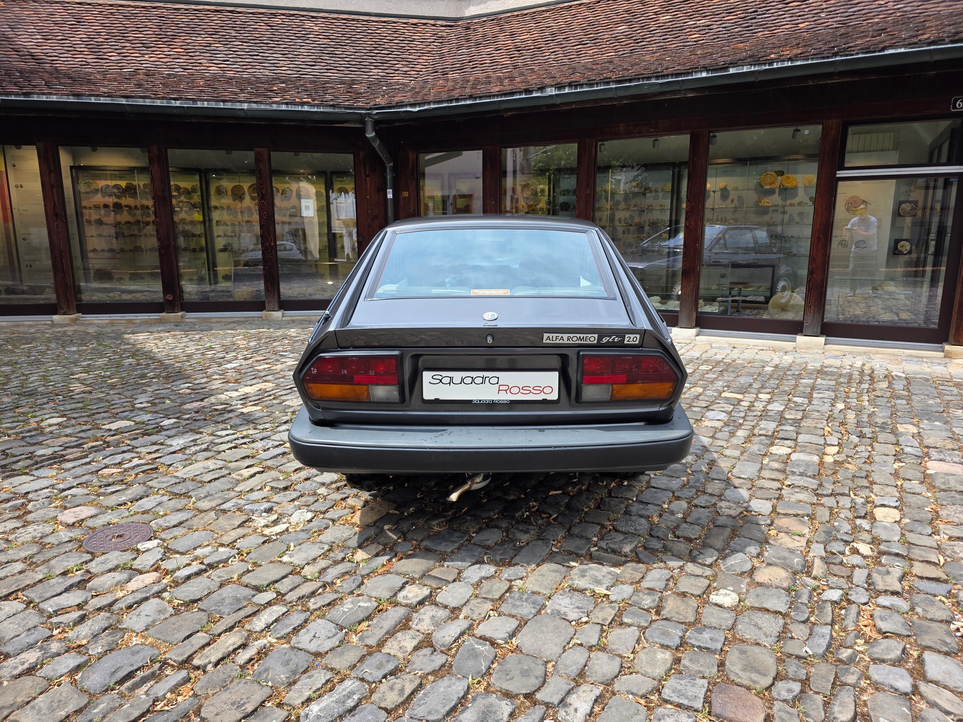 ALFA ROMEO GTV 2.0 L-image-6
