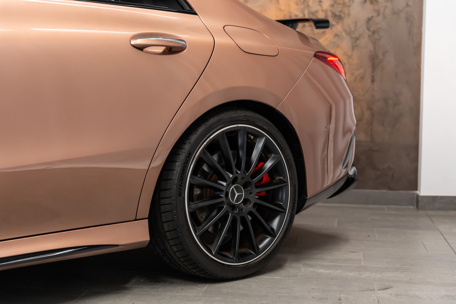 MERCEDES-BENZ CLA 35 AMG 4Matic 7G-DCT *Manufaktur*Aerodynamik-Plus*Panorama*360*-image-10
