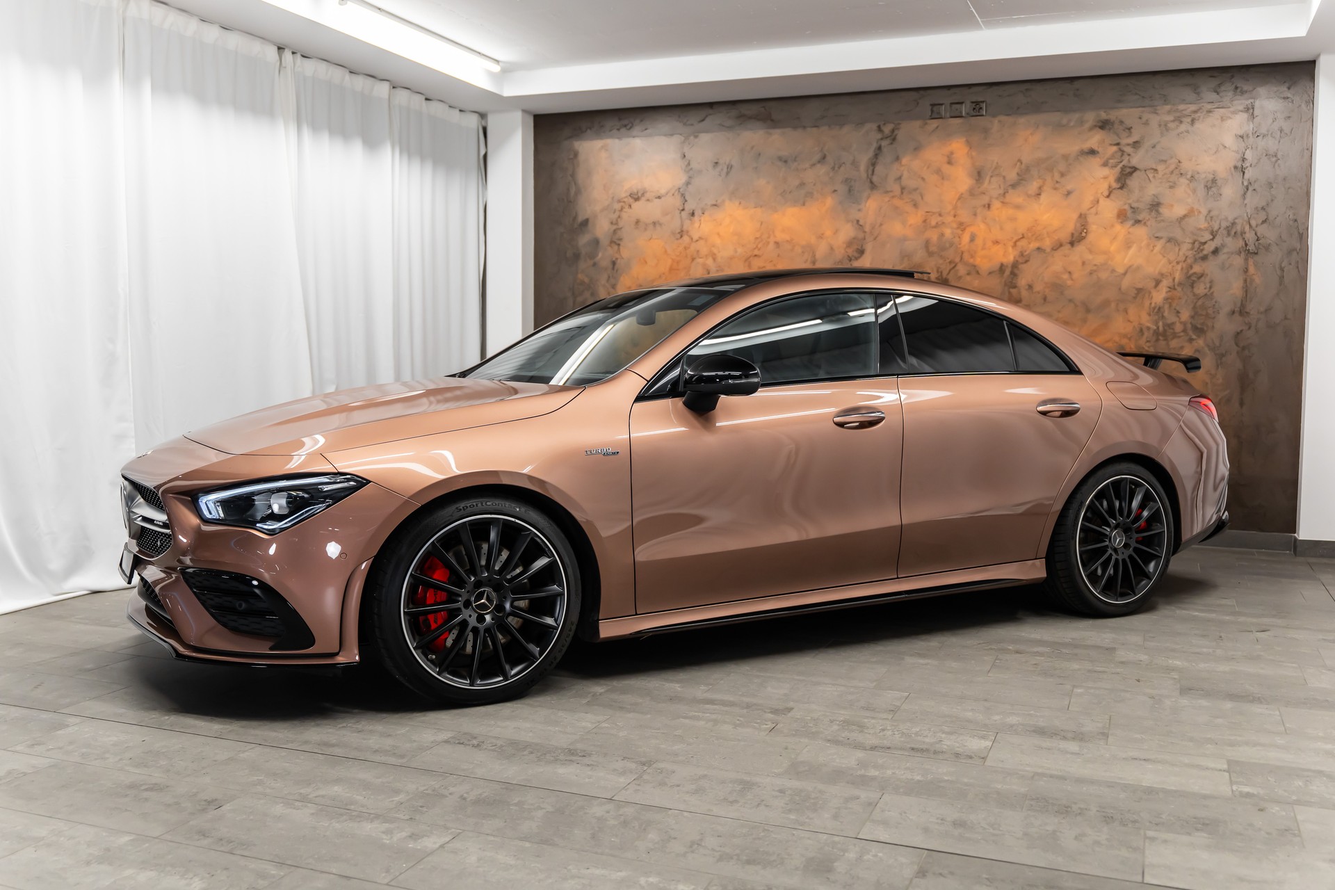 MERCEDES-BENZ CLA 35 AMG 4Matic 7G-DCT *Manufaktur*Aerodynamik-Plus*Panorama*360*-showroom-element-1