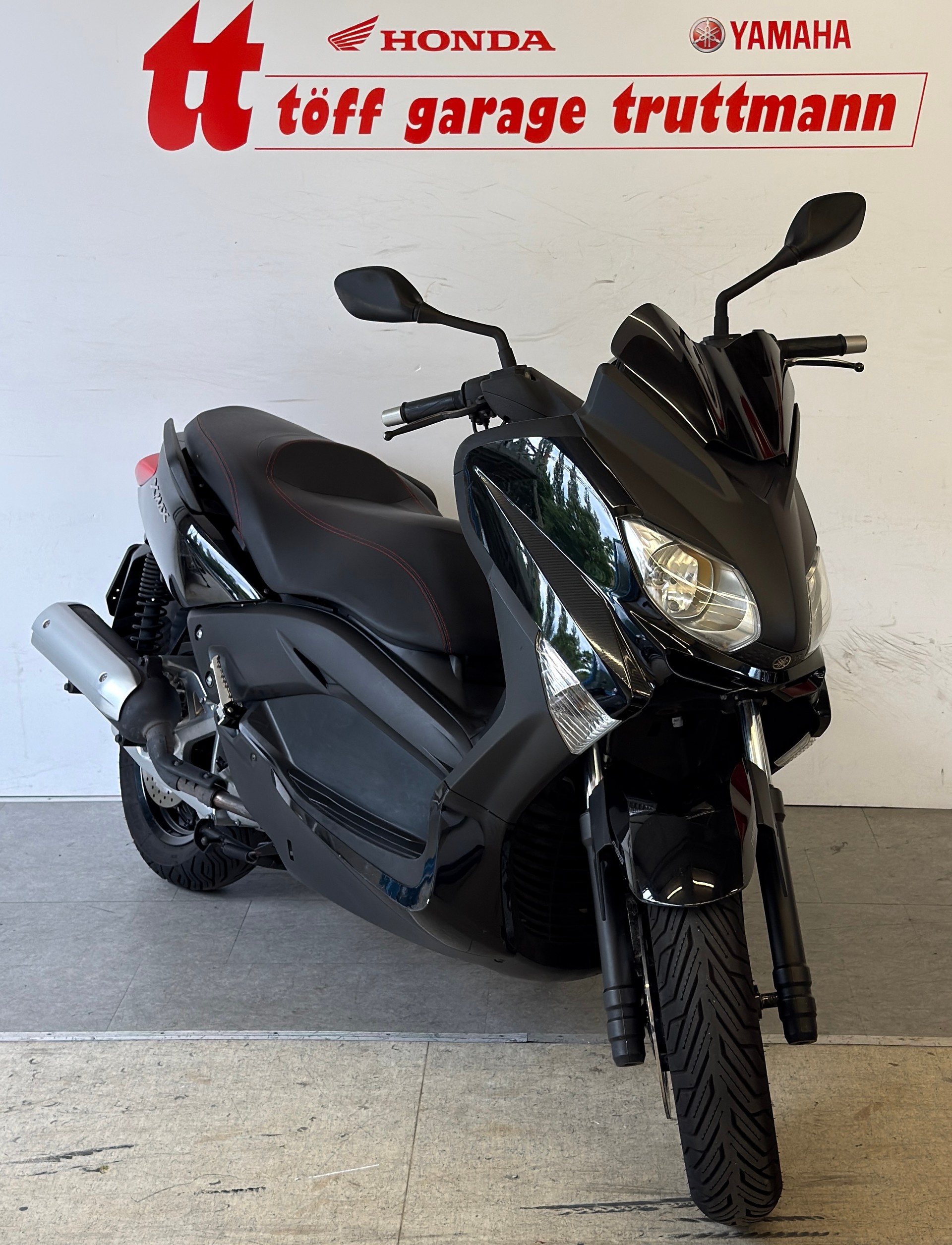 YAMAHA X-MaxYP 125 RA ABS-image-2