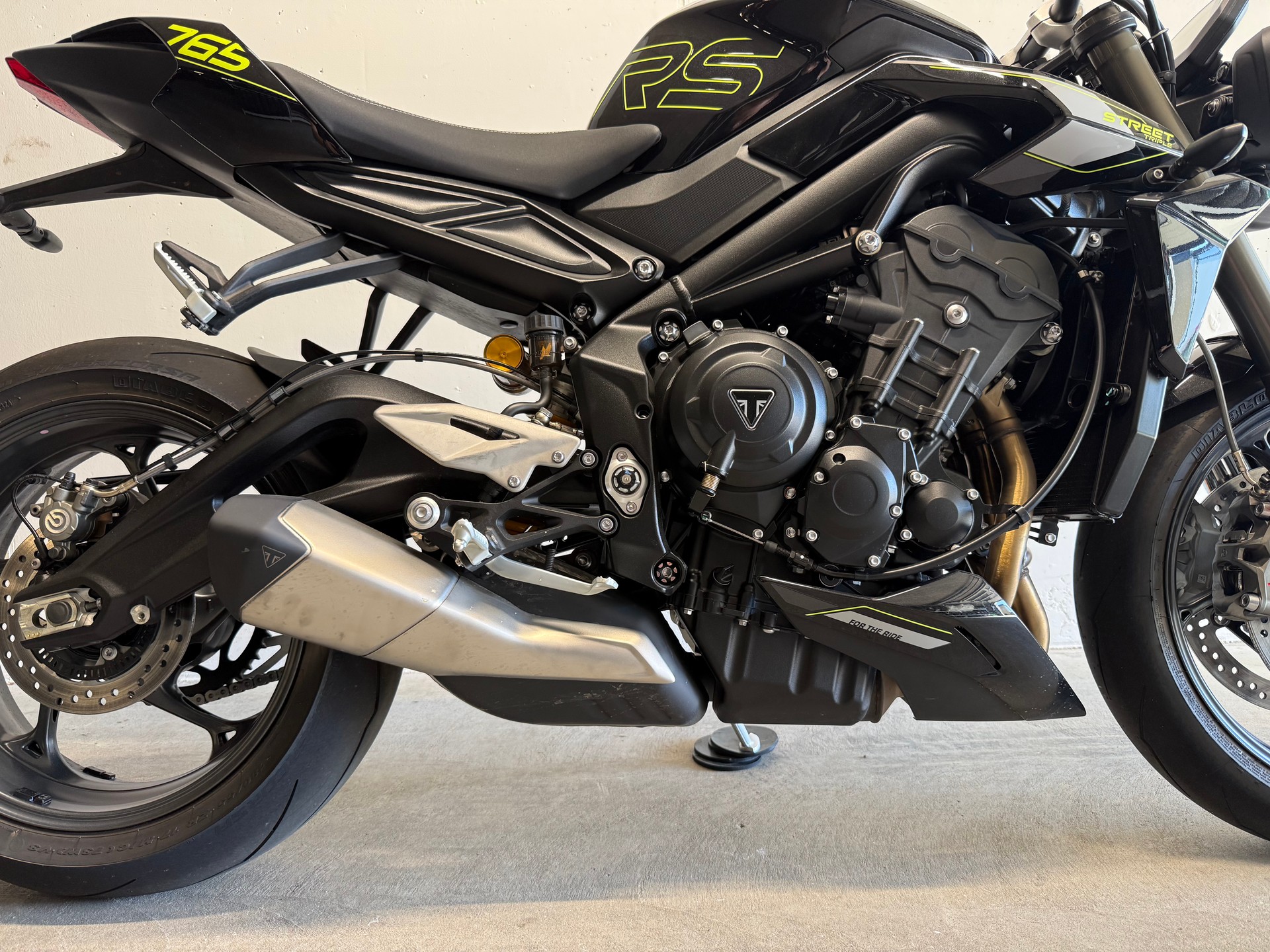 TRIUMPH Street Triple 765 RS-image-7