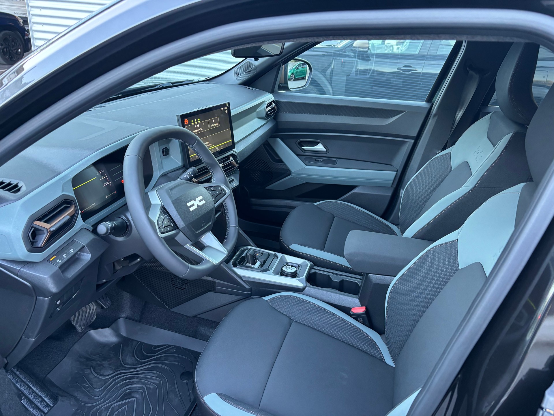 DACIA Duster TCe Hybrid 150 48V Extreme 4x4-image-5