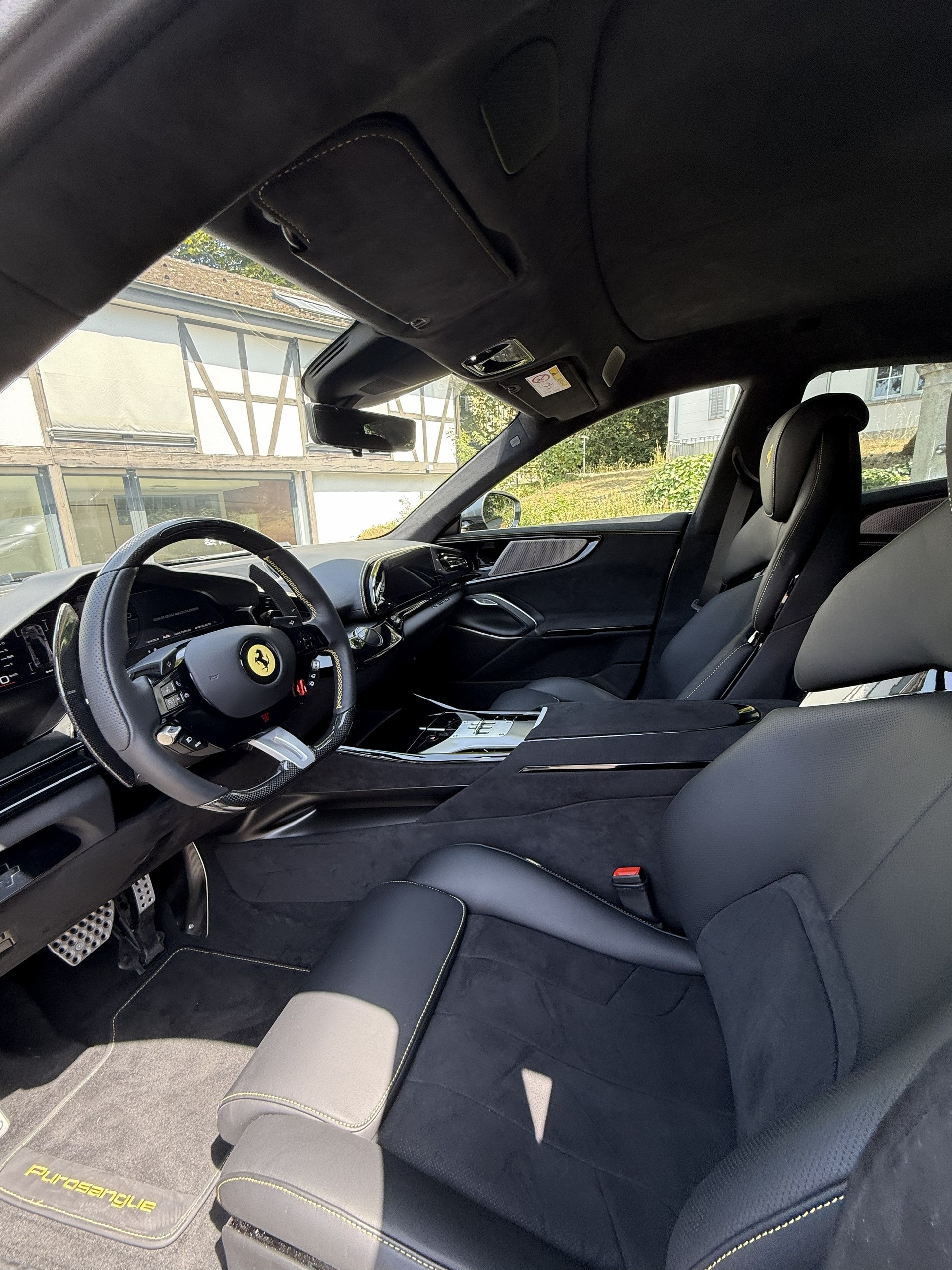 FERRARI 6.5-image-3