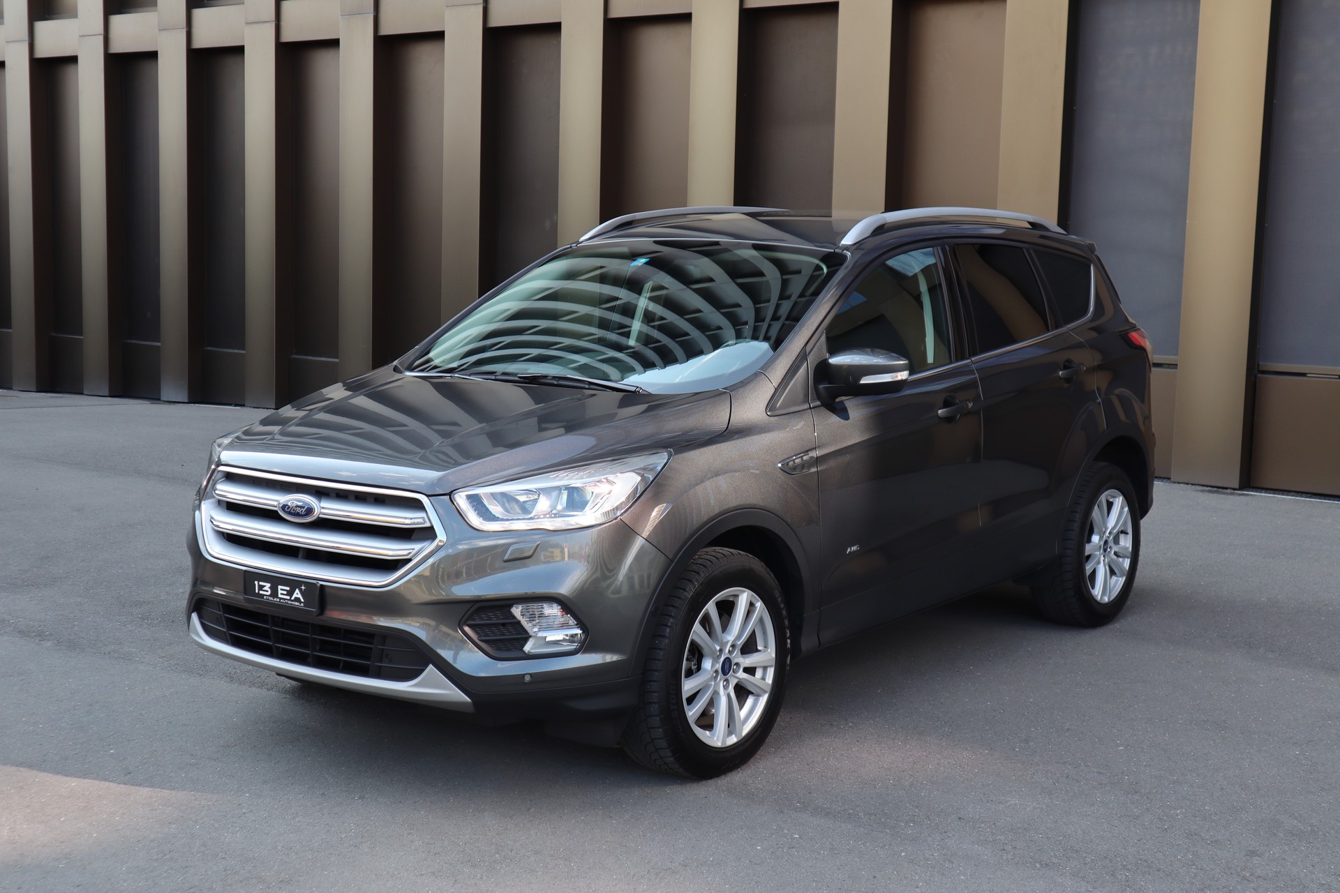FORD Kuga 2.0 TDCi Business 4WD-image-2