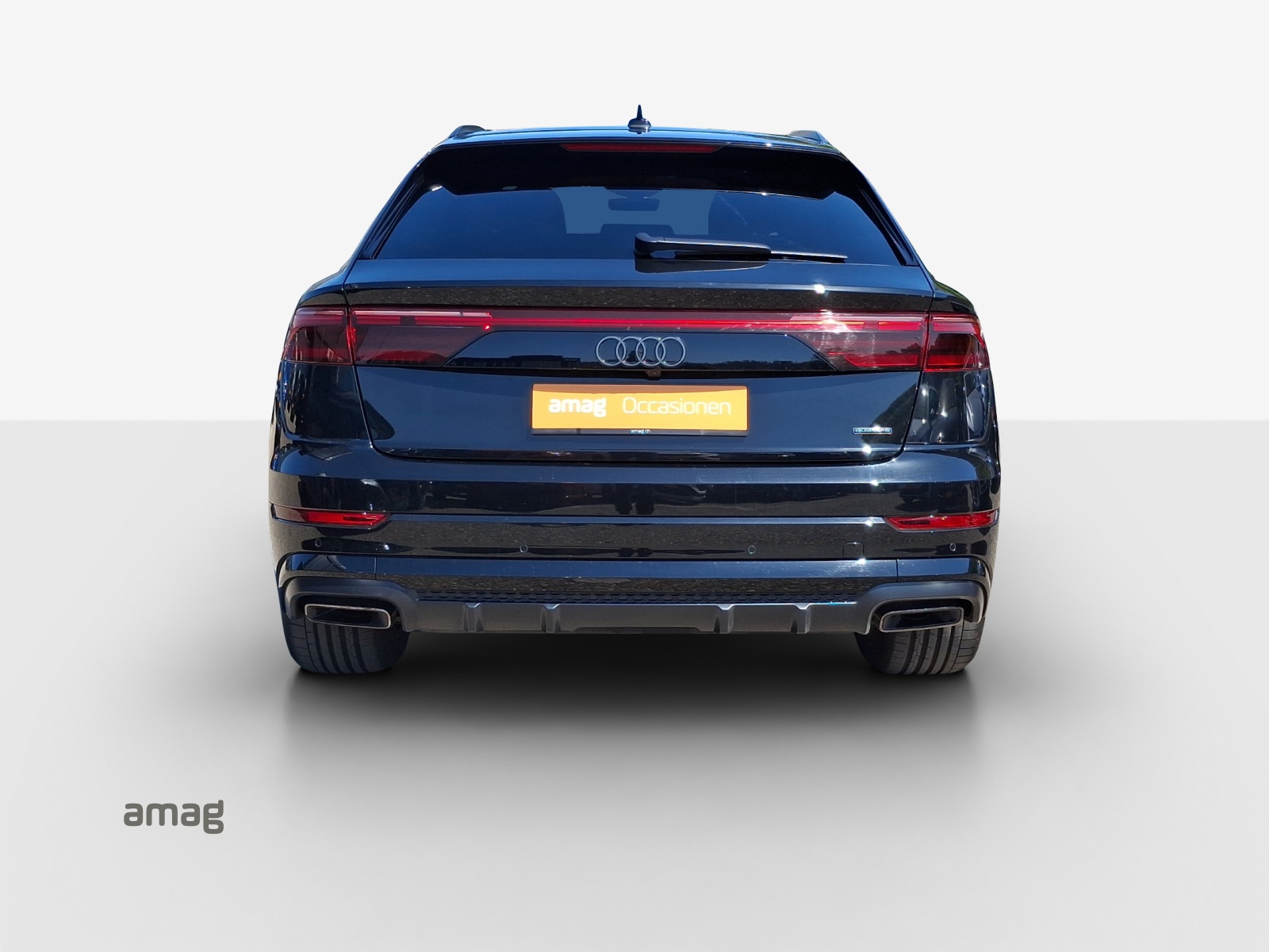 AUDI Q8 SUV TFSI e quattro 290 kW Attraction tiptronic-showroom-element-3