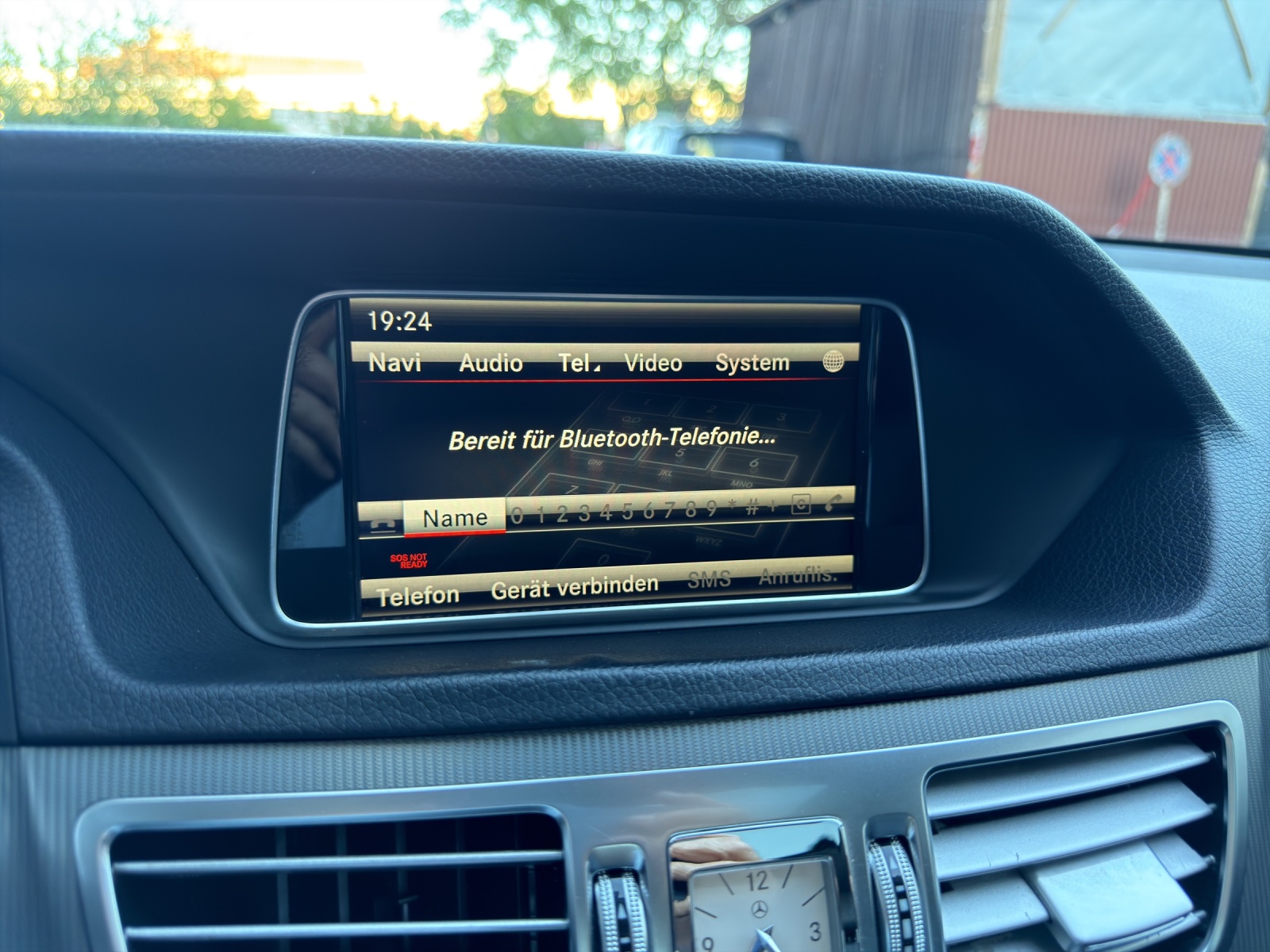 MERCEDES-BENZ E 250 BlueTEC Avantgarde 4Matic 7G-Tronic-image-22