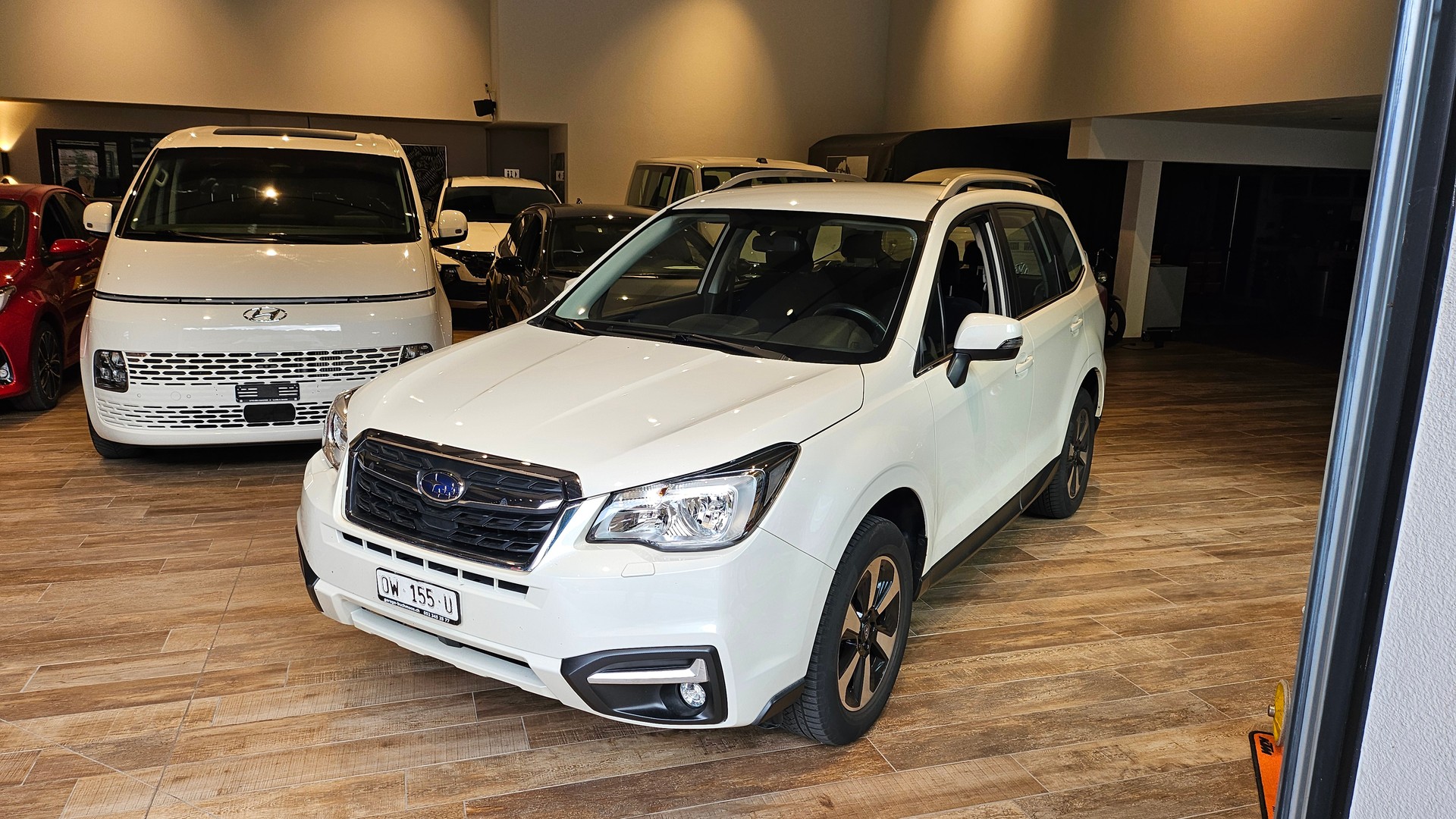 SUBARU Forester 2.0i Swiss 🔥AHK 2000KG🔥-showroom-element-2