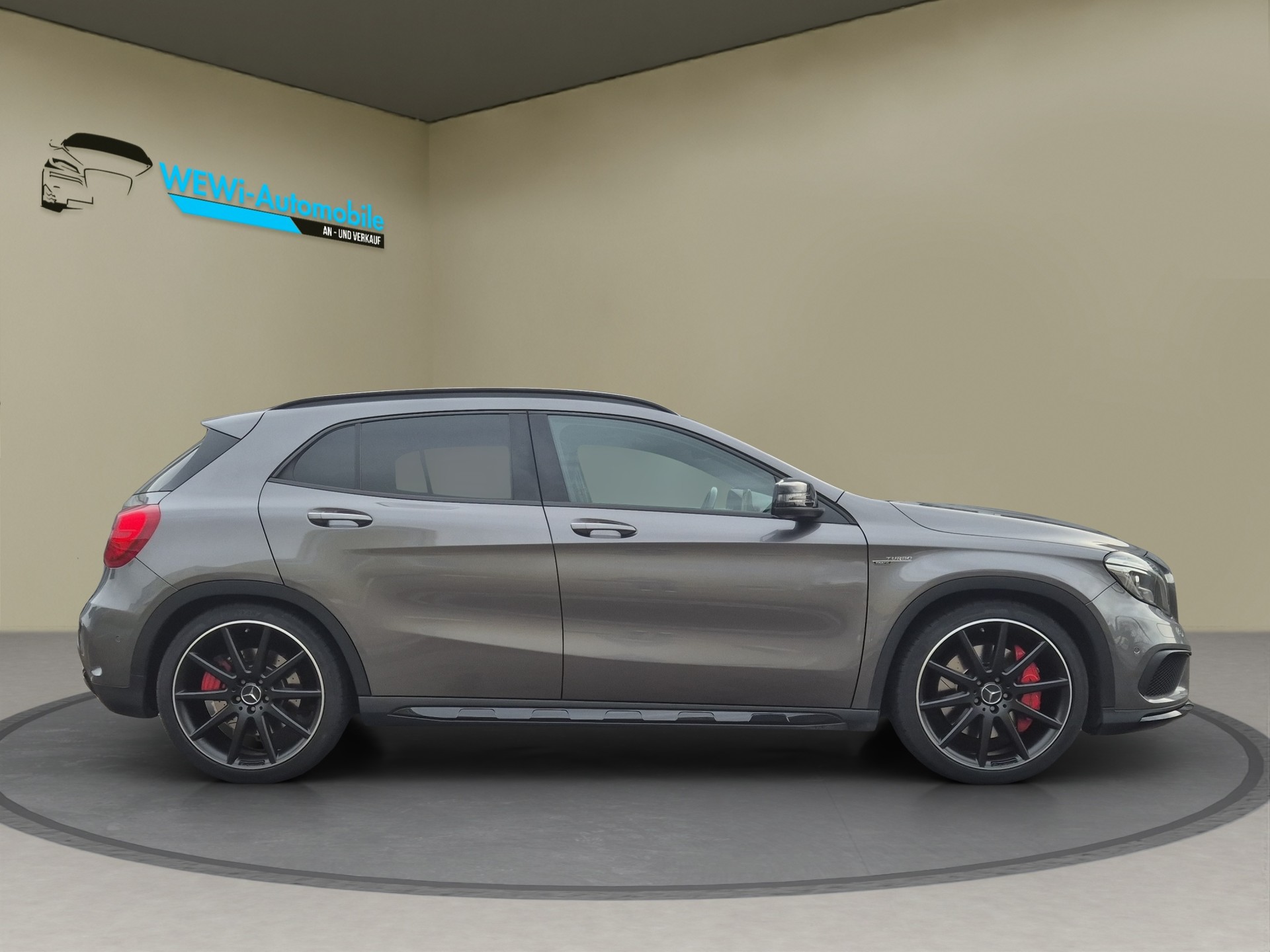 MERCEDES-BENZ GLA 45 AMG 4Matic 7G-DCT-image-7