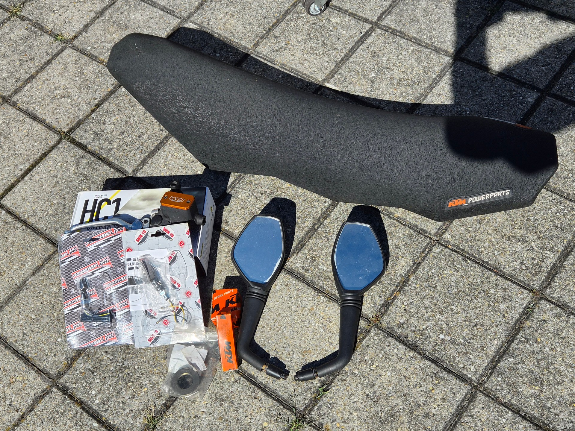 KTM 690 SMC R-image-12