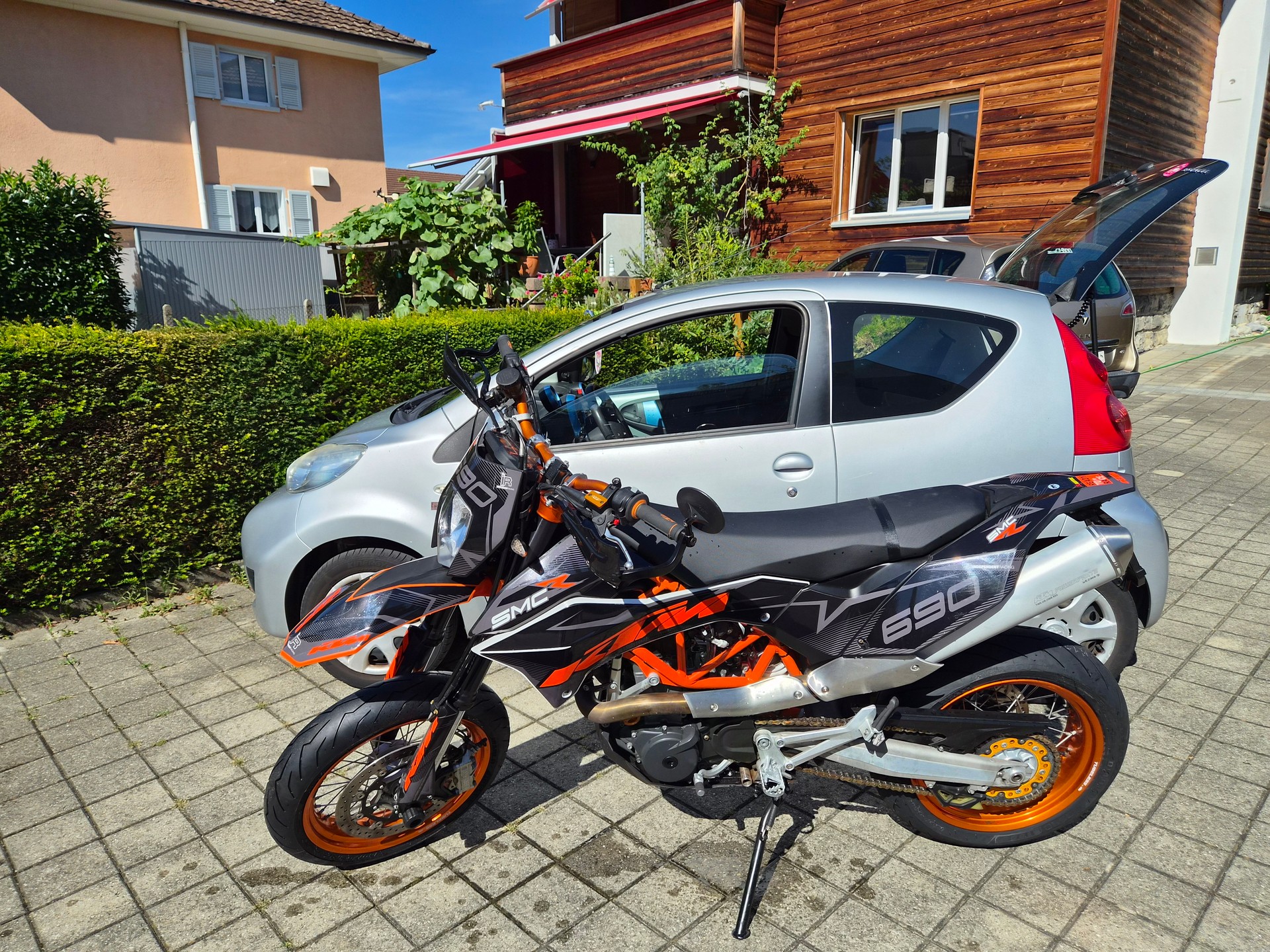 KTM 690 SMC R-image-0